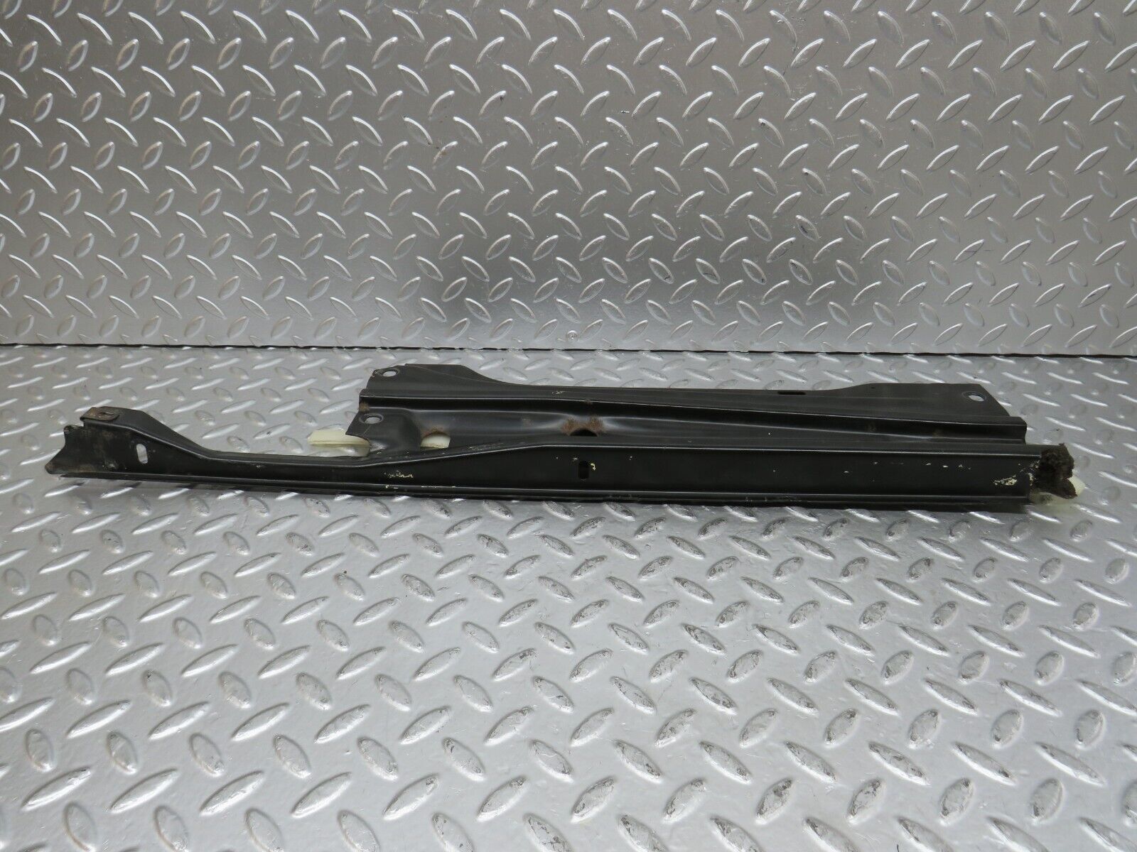 26459 Mercedes-Benz C124 220CE Rear Window Channel Support Left Side