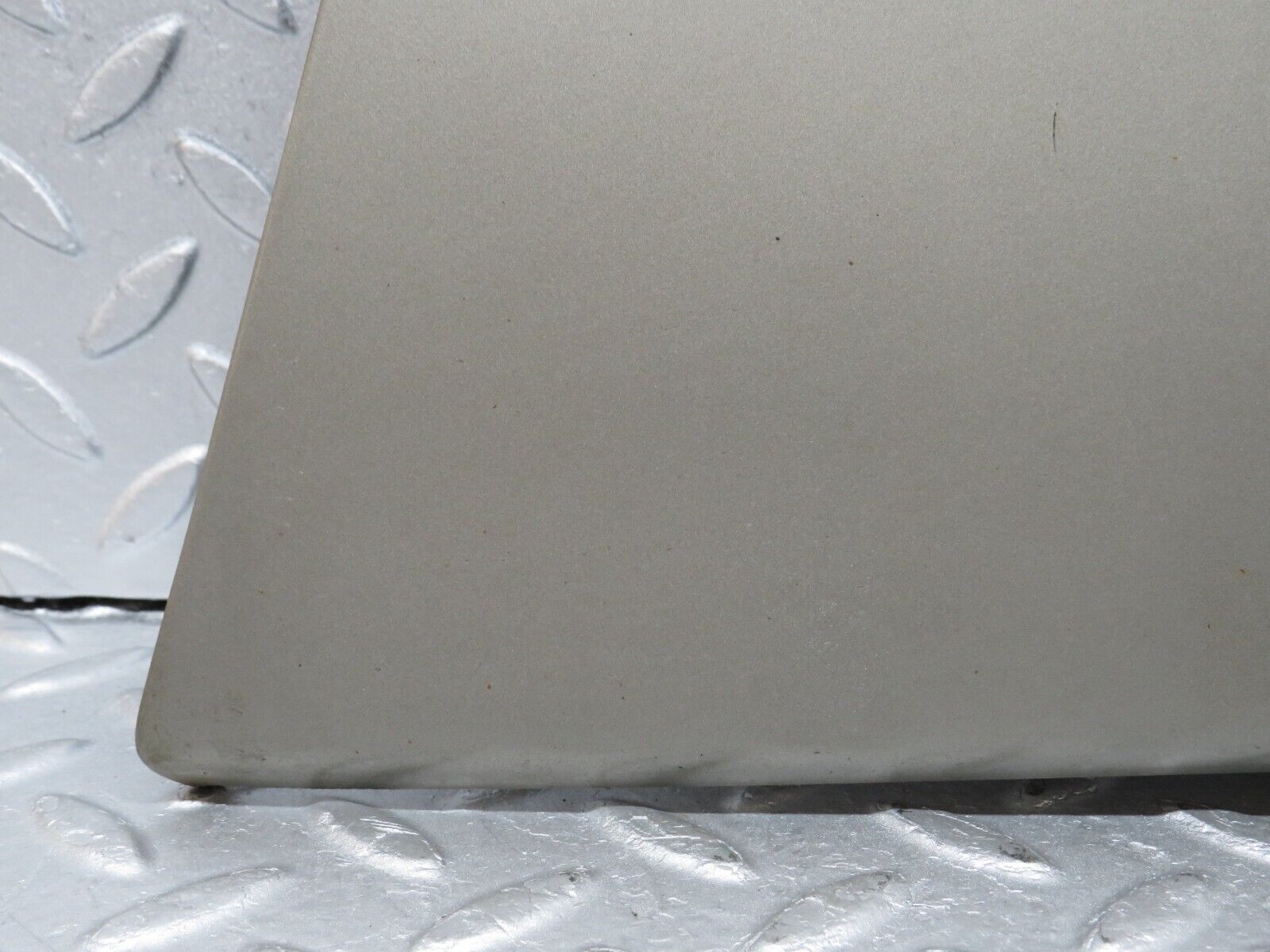 35967 Mercedes-Benz W126 420SE Front Right Fender Wing Moulding Trim 1266903640