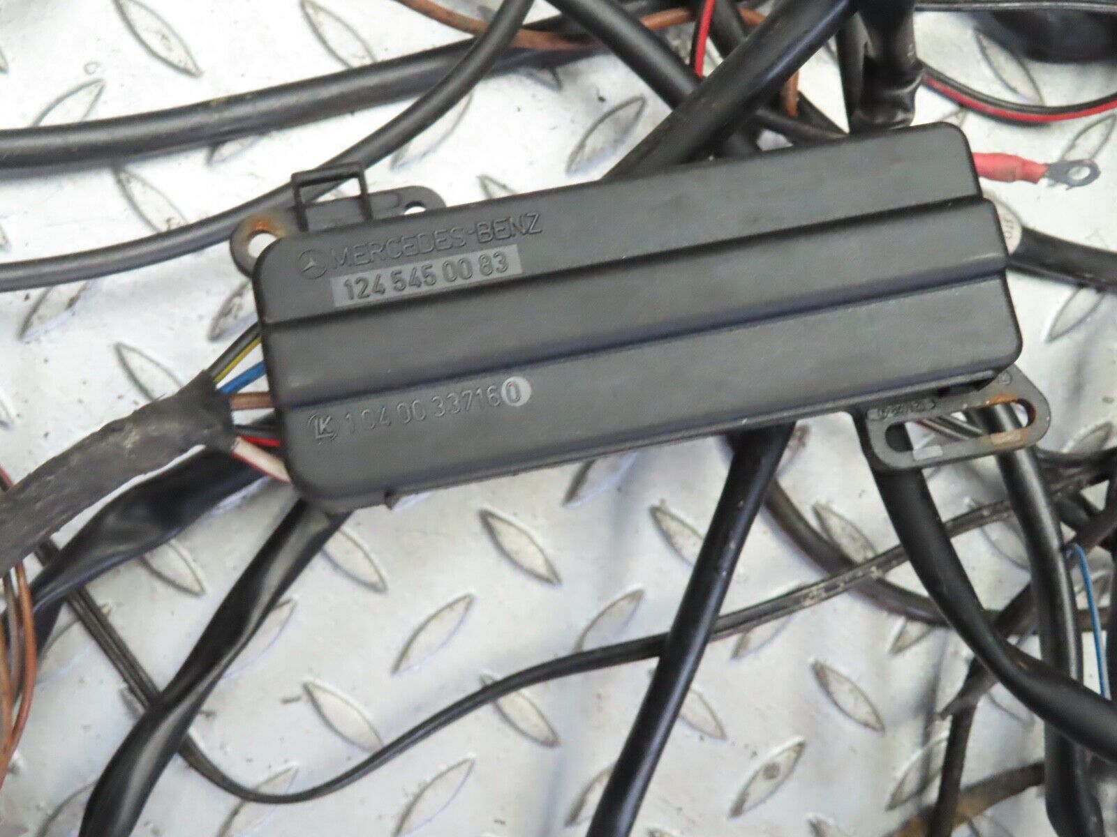 21647 Mercedes-Benz W126 300SE Engine Chassis Body Wire Wiring Harness