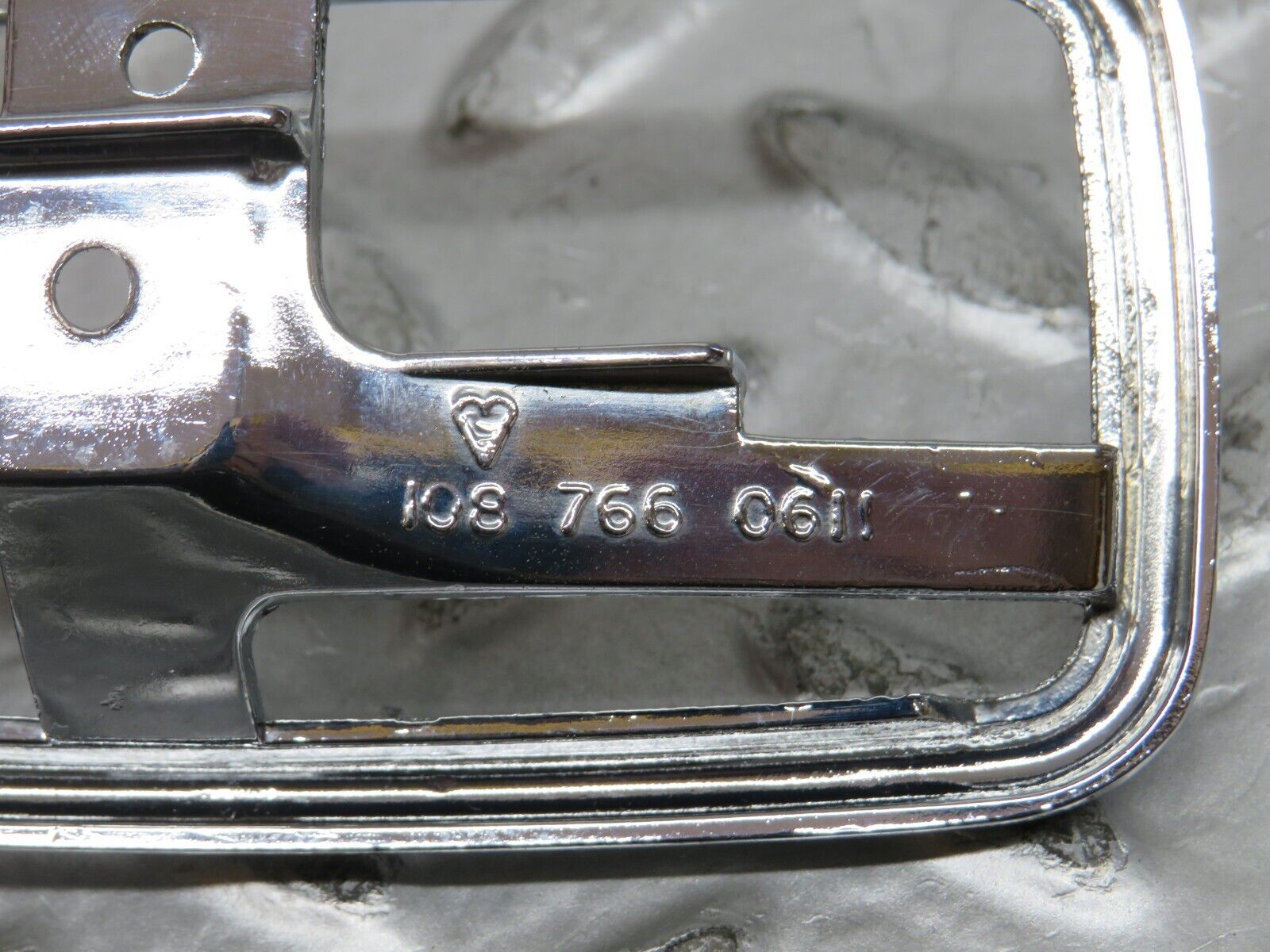 29685 Mercedes-Benz W123 230E Chrome Frame For Door Opener Right 1087660611