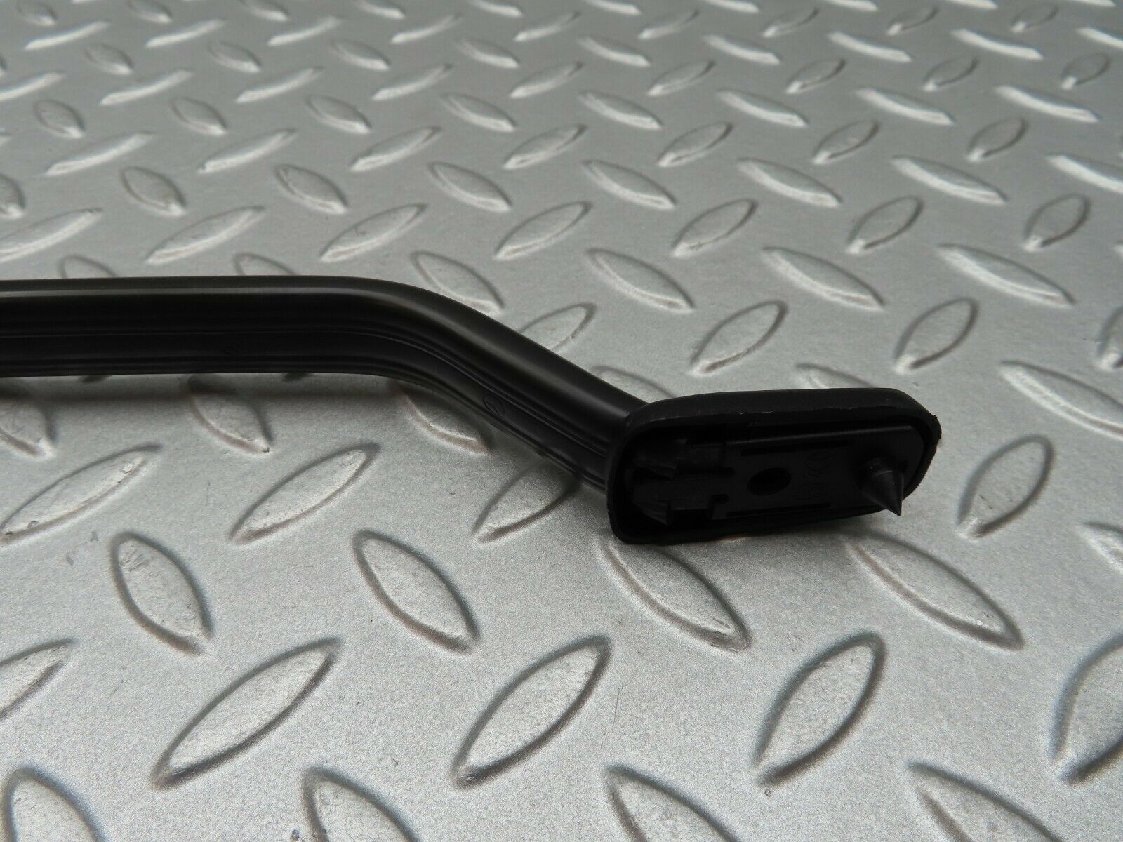 3877 Mercedes-Benz S123 200T Wagon Interior Roof Grab Handle Rear