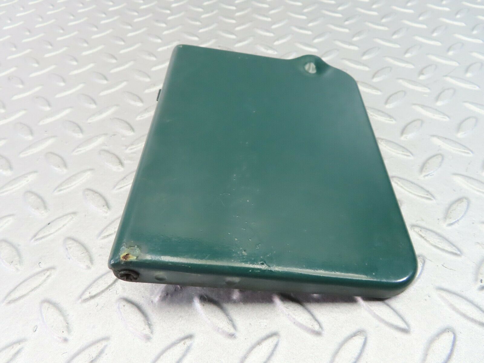 7980 Mercedes-Benz W115 220D Fuel Tank Flap Cap 1145840139