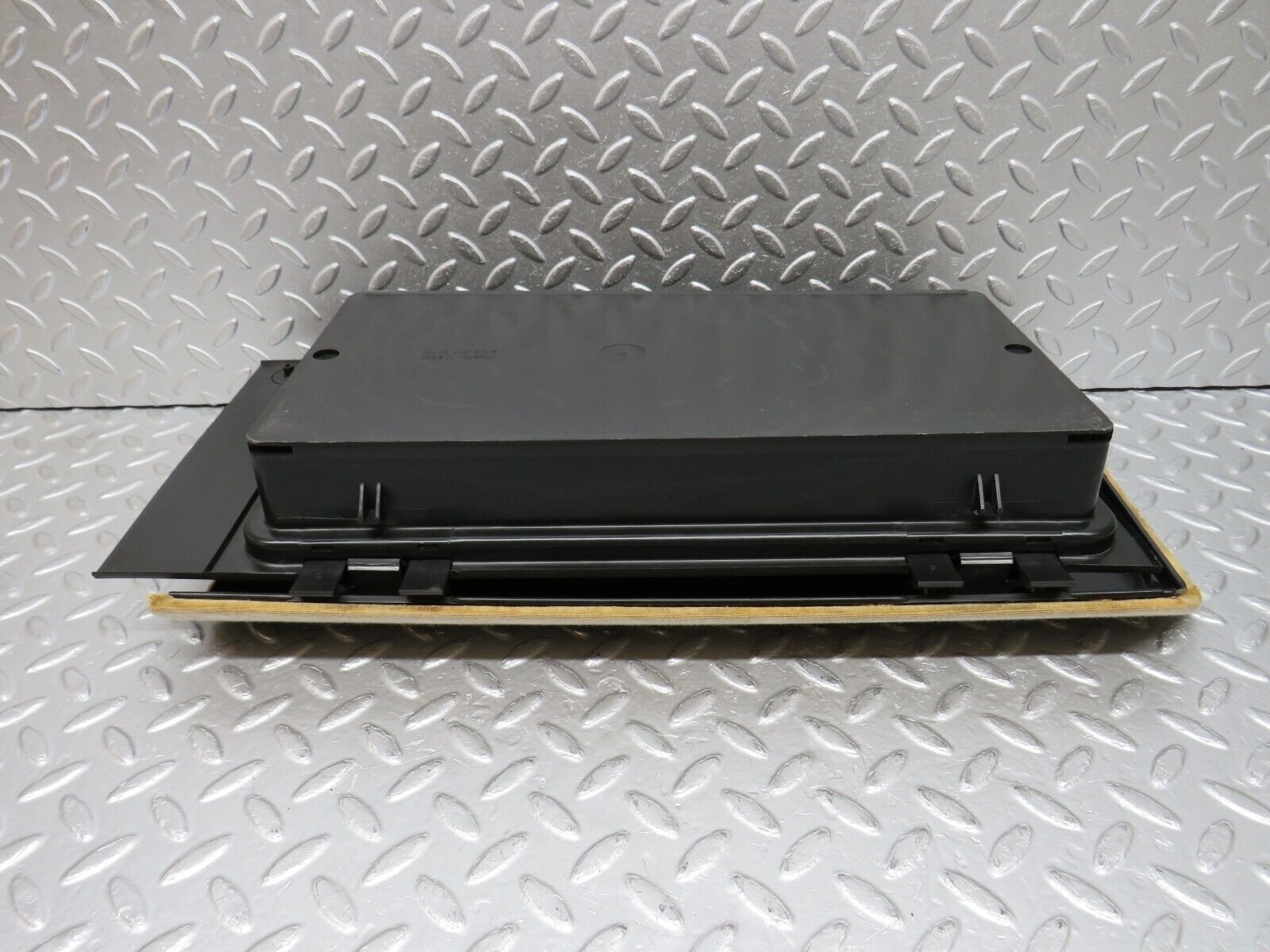 34389 Mercedes-Benz C126 380SEC Rear Left Parcel Shelf Storage 1268430107