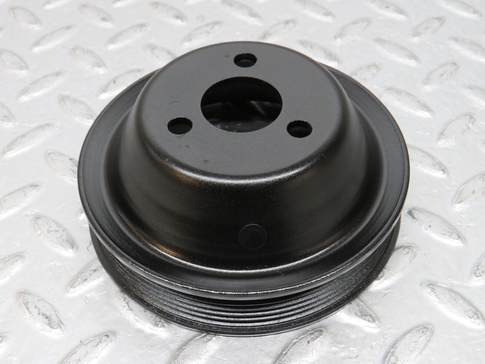 32656 Mercedes-Benz S124 300TE Wagon Water Pump Pulley 1264600379