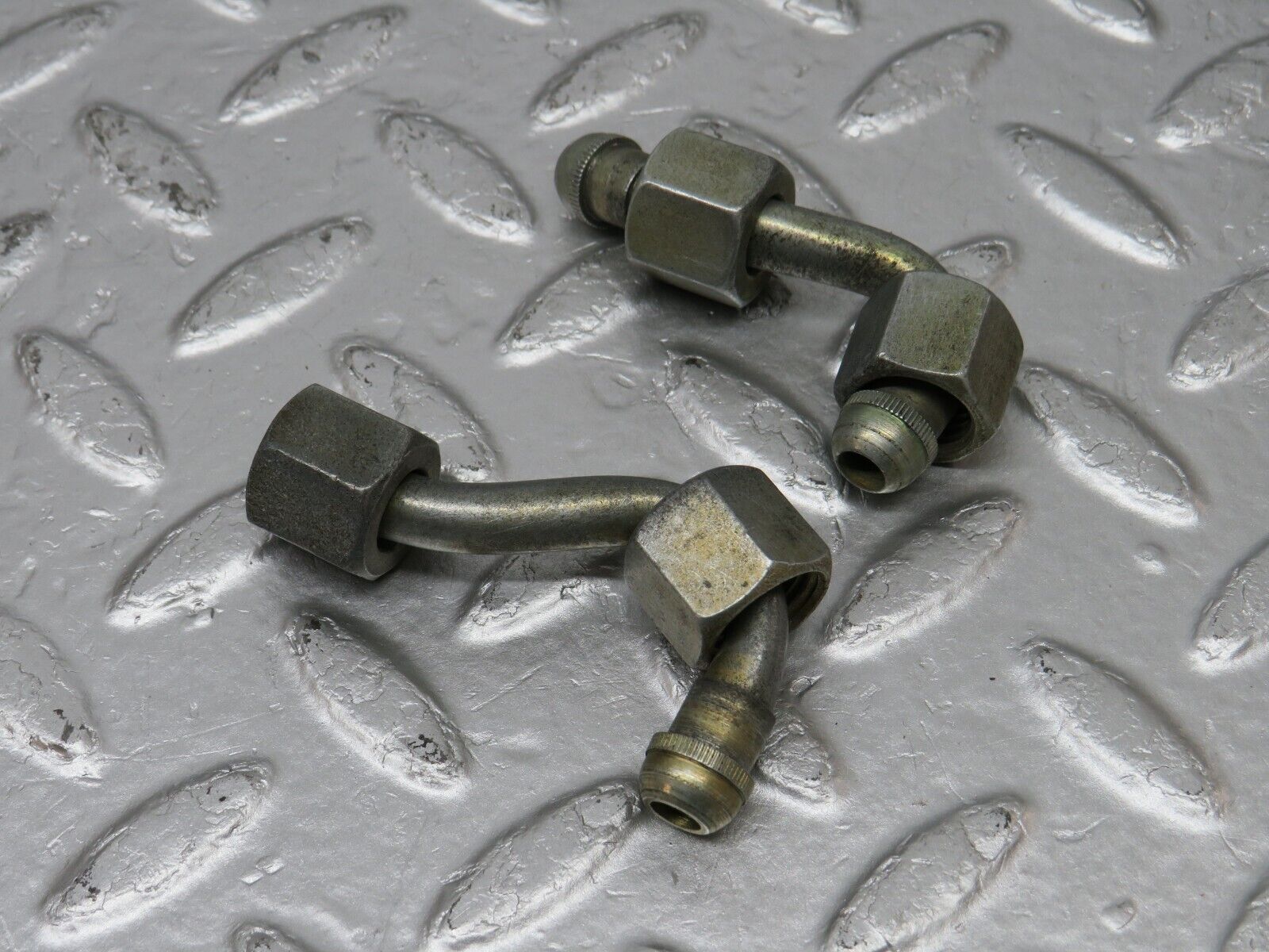 34179 Mercedes-Benz W124 260E Fuel Hose Pipe