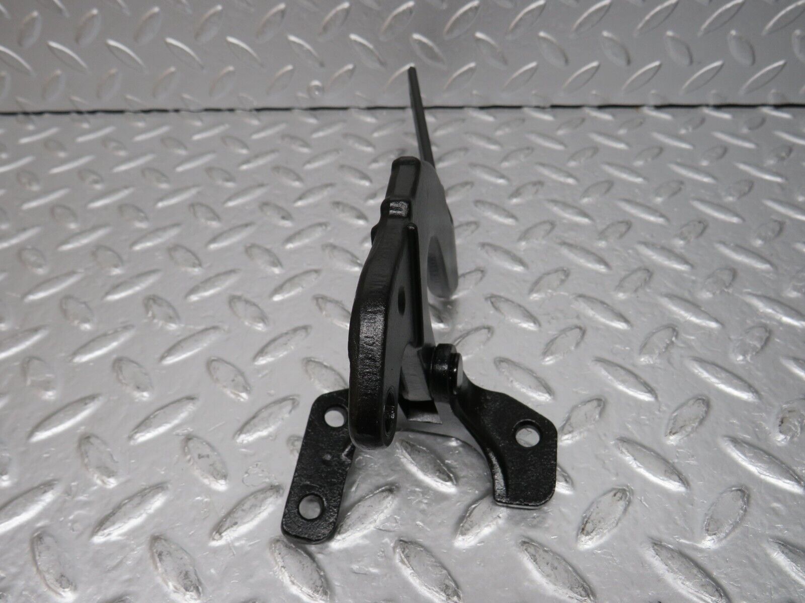 32543 Mercedes-Benz S124 300TE Trunk Lid Hinge Left 1247430351 1247430121