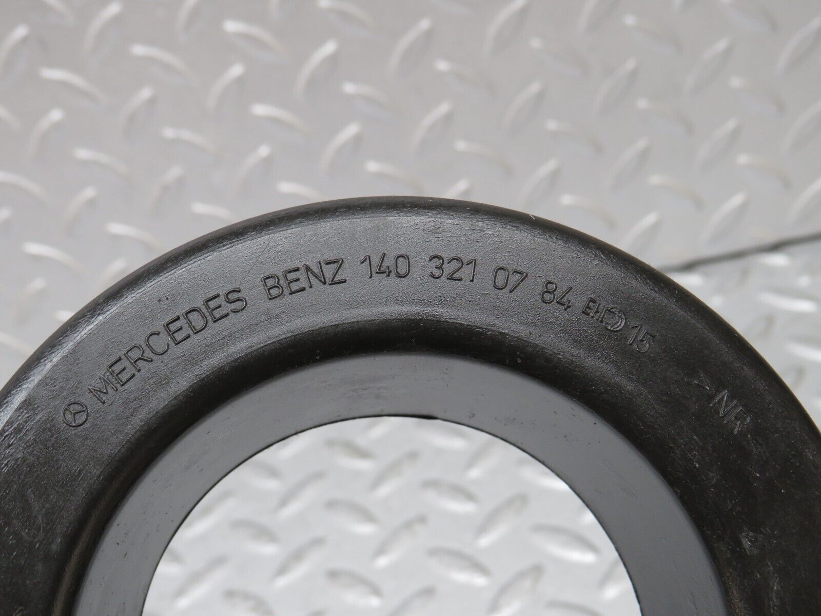 35321 Mercedes-Benz W140 Coil Spring Rubber Mounting 1403210784