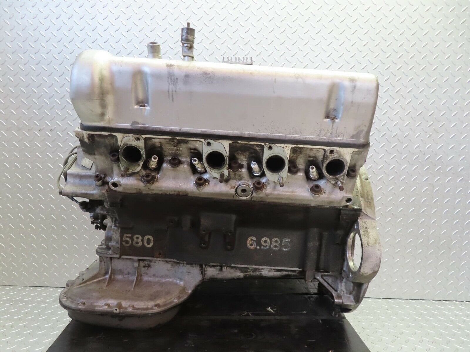 14811 Mercedes-Benz W116 350SE 8 Cylinder Petrol Engine 1160110801 M116.985