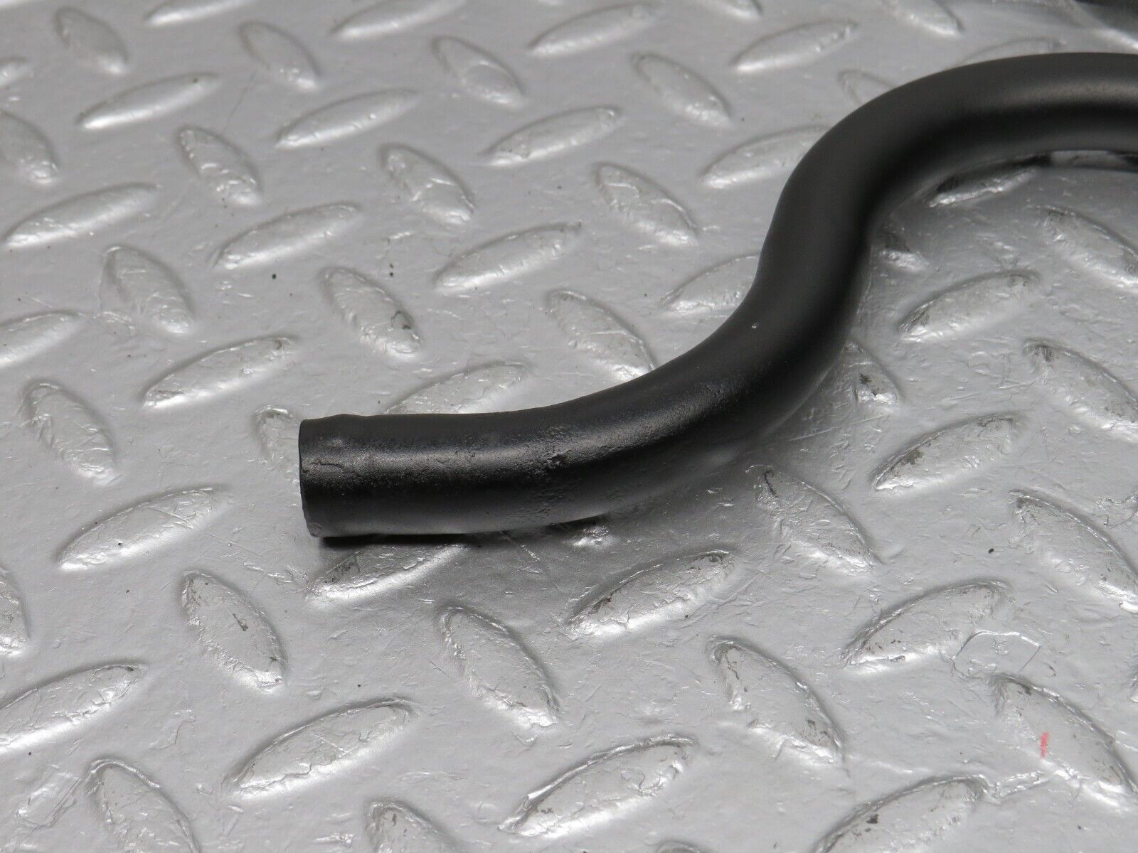 40548 Mercedes-Benz W123 300D Coolant Pipe