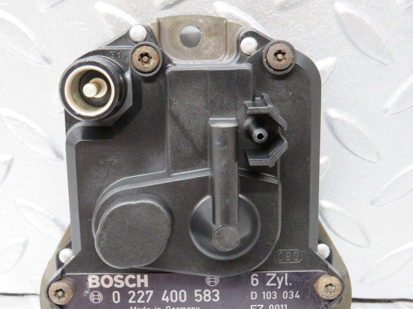 33940 Mercedes-Benz W124 260E Ignition Control Unit Bosch 0055458432 0227400583