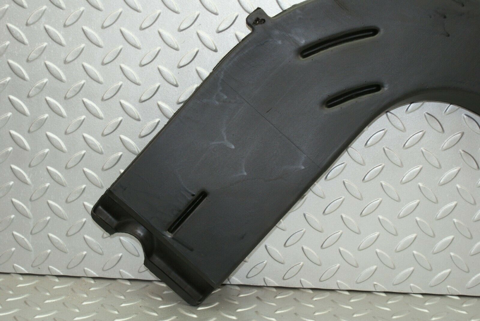 2710 Mercedes-Benz W116 350SE Air Duct Pipe 1168311446