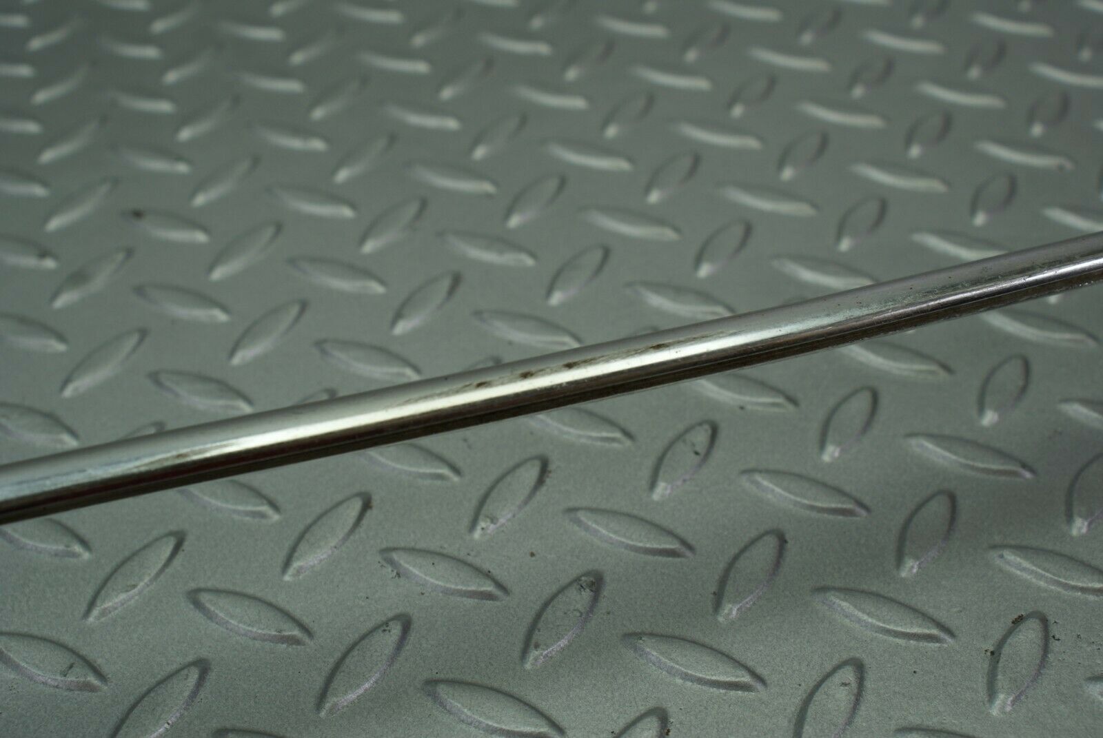 2469 Mercedes-Benz W120 PONTON Front Windscreen Chrome Frame