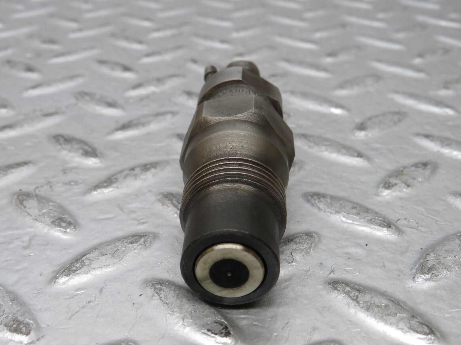 27003 Mercedes-Benz W123 240D Fuel Injector Bosch KCA30S35/4