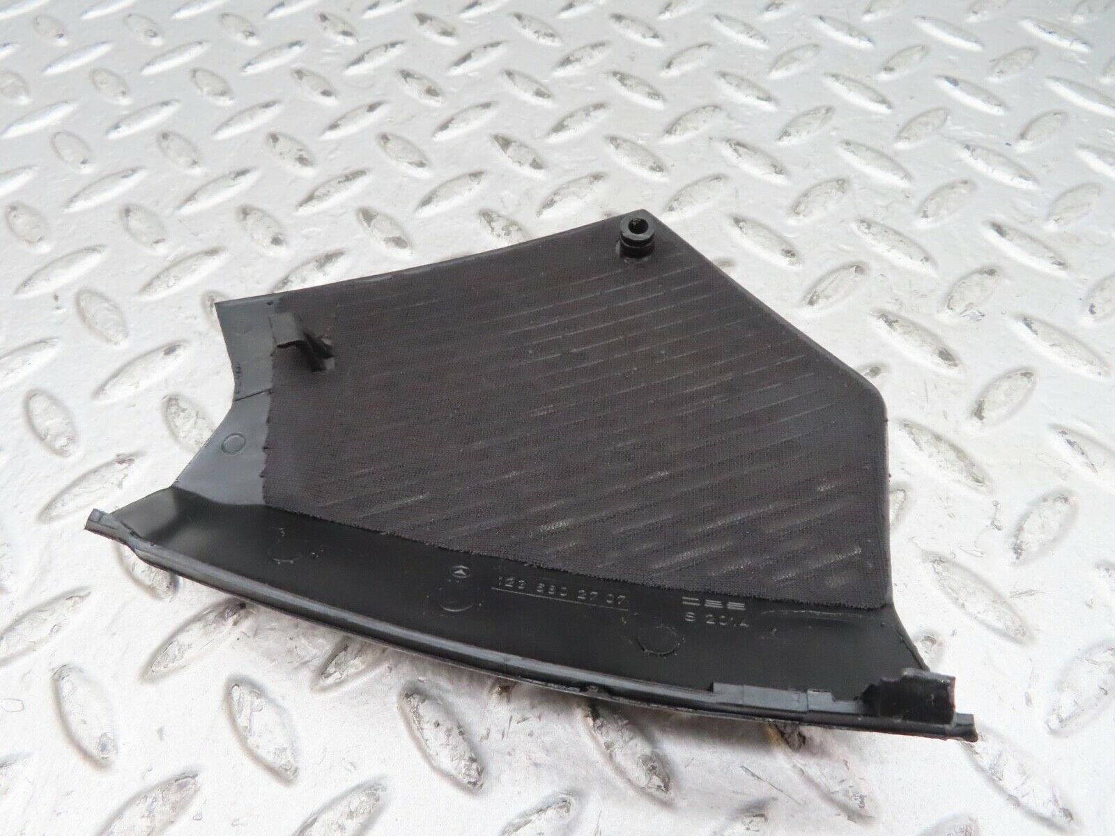 15841 Mercedes-Benz W123 280E Front Left Speaker Cover 1236802707