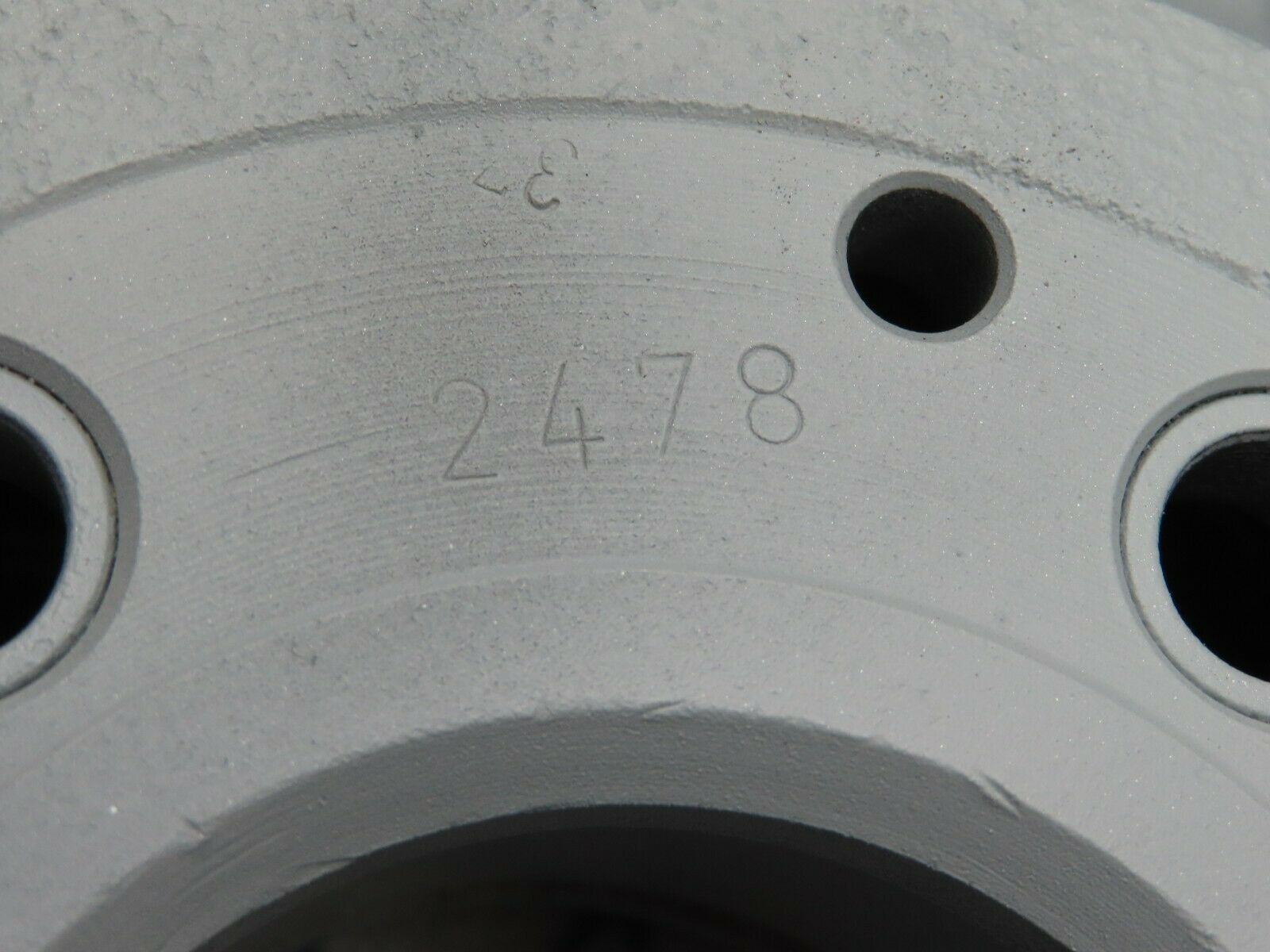 3853 Mercedes-Benz Alloy Wheel Mexican Hat 6Jx14H2 ET30 1084000902