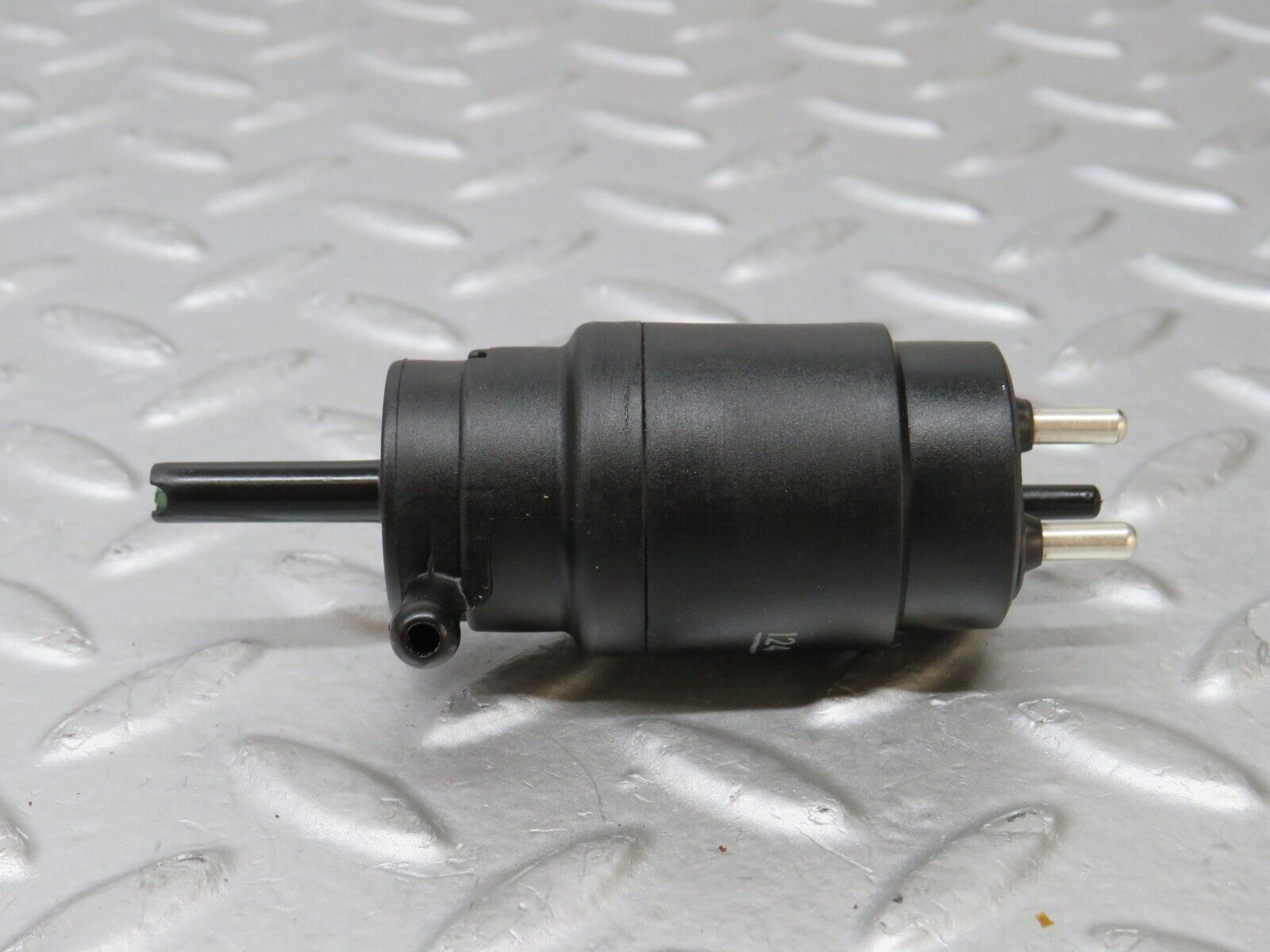 36898 Mercedes-Benz C126 420SEC Coupe Windscreen Washer Pump 1248690121