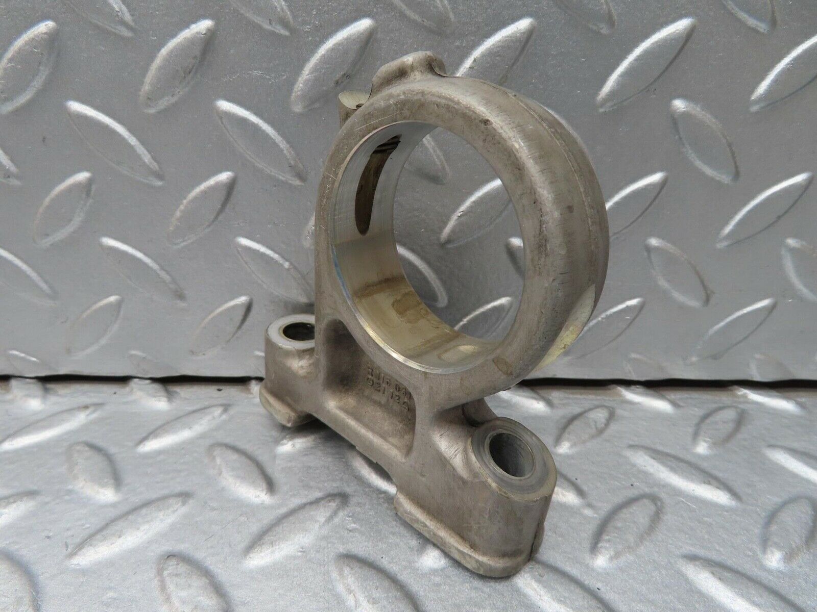 16555 Mercedes-Benz C107 350SLC Coupe Camshaft Tower Bearing 1160512112