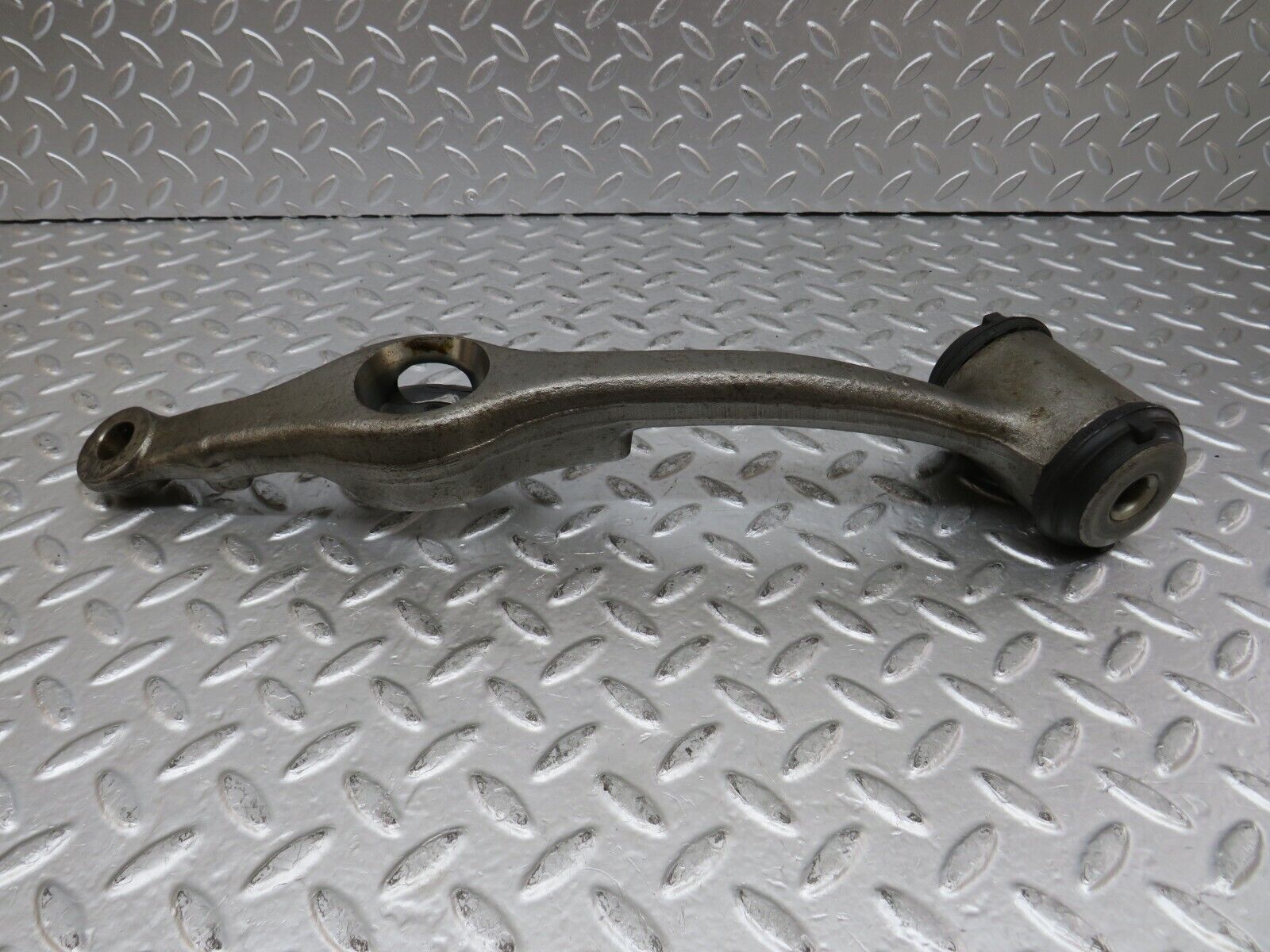 27074 Mercedes-Benz W123 280E Front Left Lower Control Arm New 22WSW