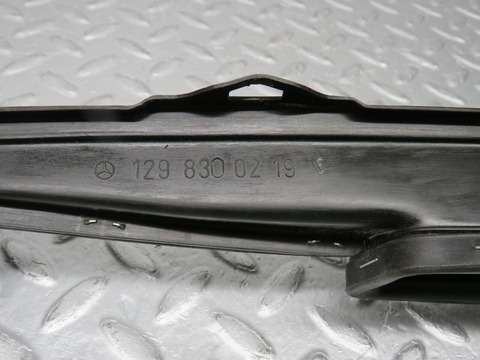 38558 Mercedes-Benz R129 280SL Coupe Dashboard Air Vent Duct 1298300219 1298300119