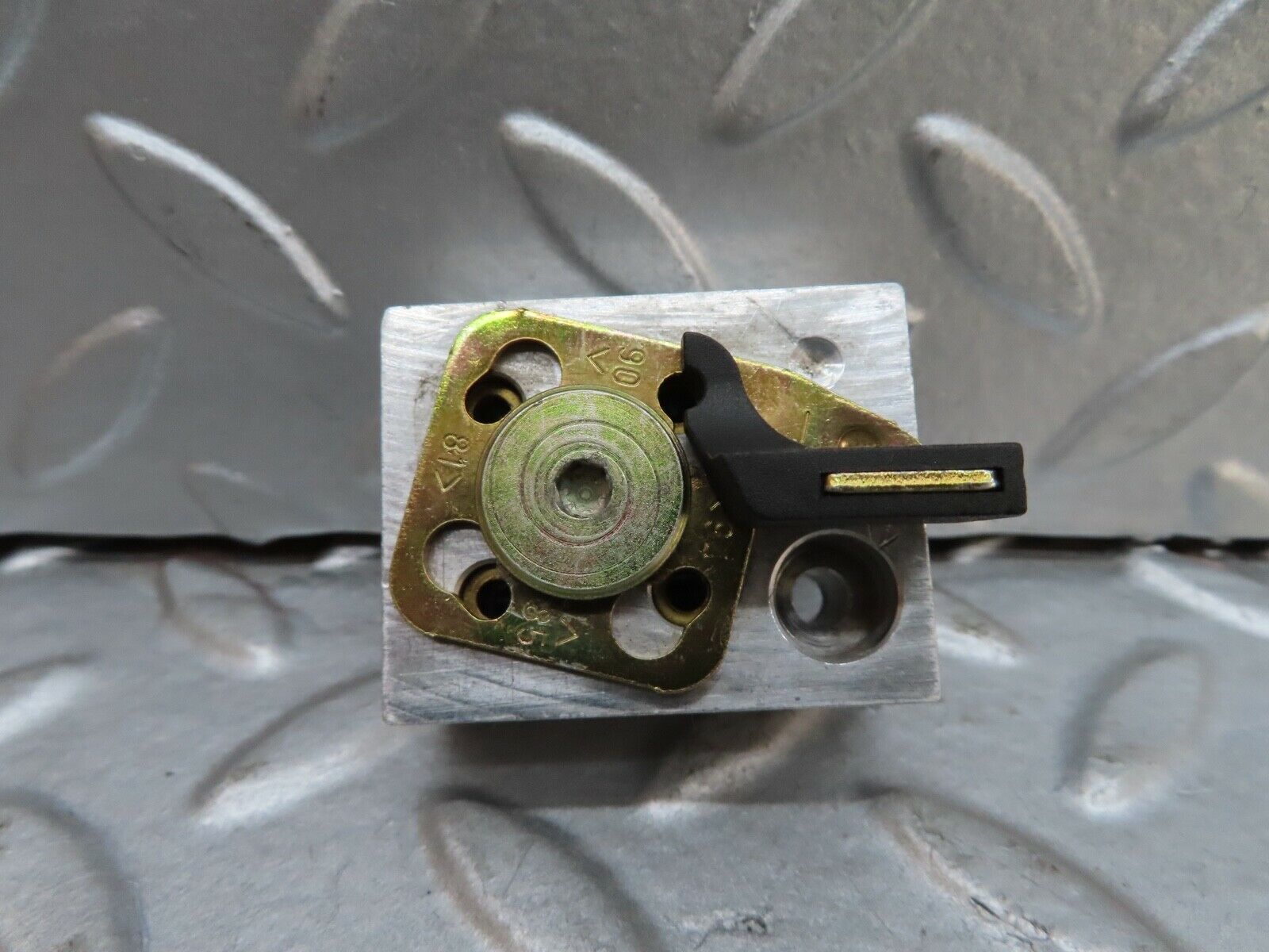 17468 Mercedes-Benz R129 300SL Coupe Soft Top Hydraulic Valve