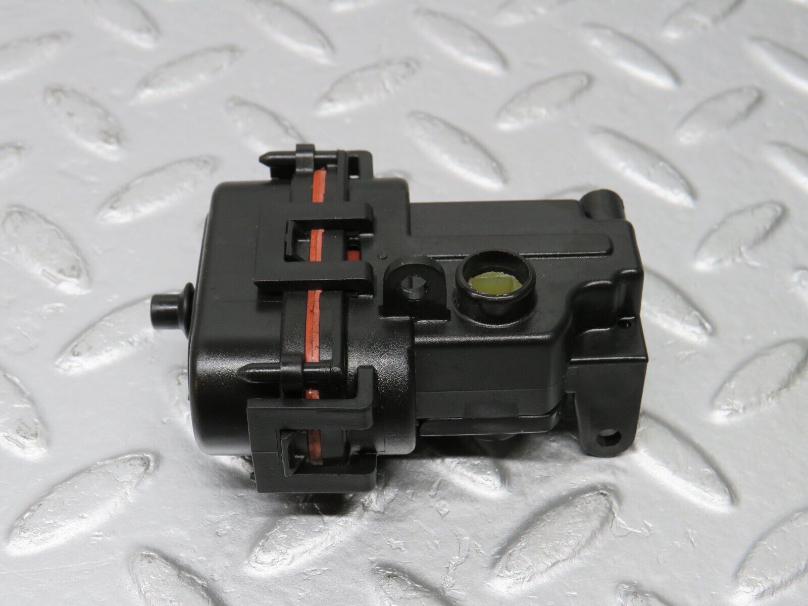 38599 Mercedes-Benz R129 280SL Coupe Heater Box Vacuum Actuator