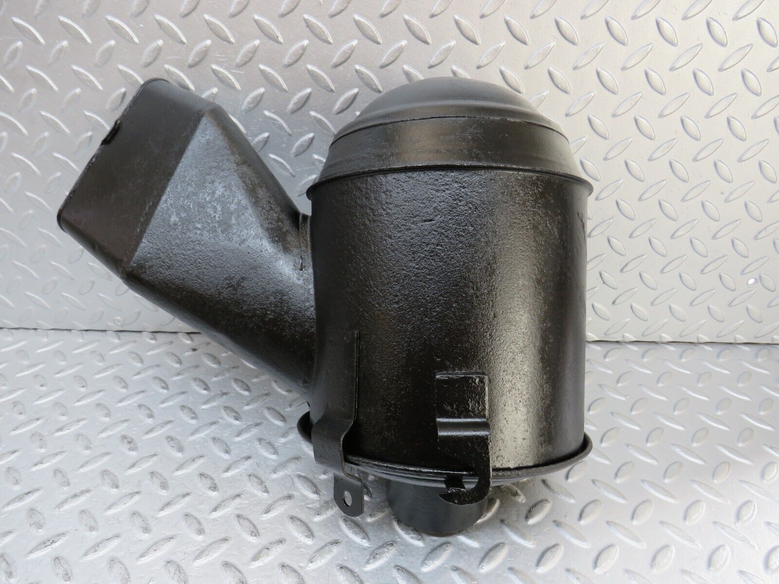 35935 Mercedes-Benz W108 Air Filter Box Housing 4512085165