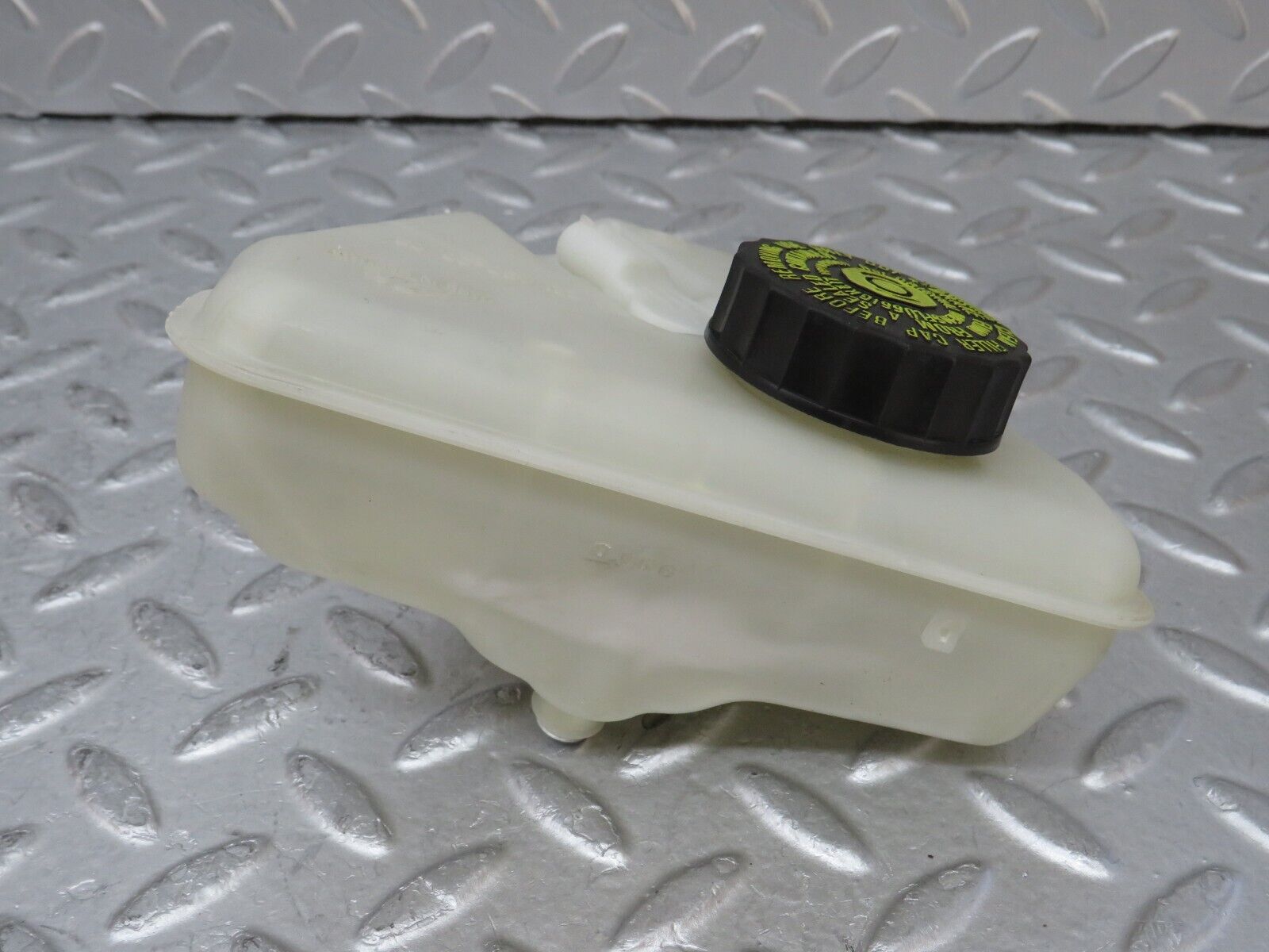 35189 Mercedes-Benz W221 Brake Fluid Reservoir Tank ATE 2214300002