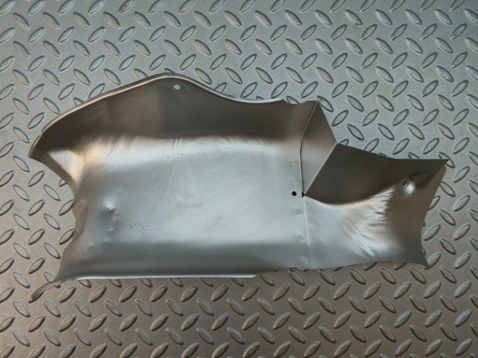 5557 Mercedes-Benz W124 230E Exhaust Heat Shield