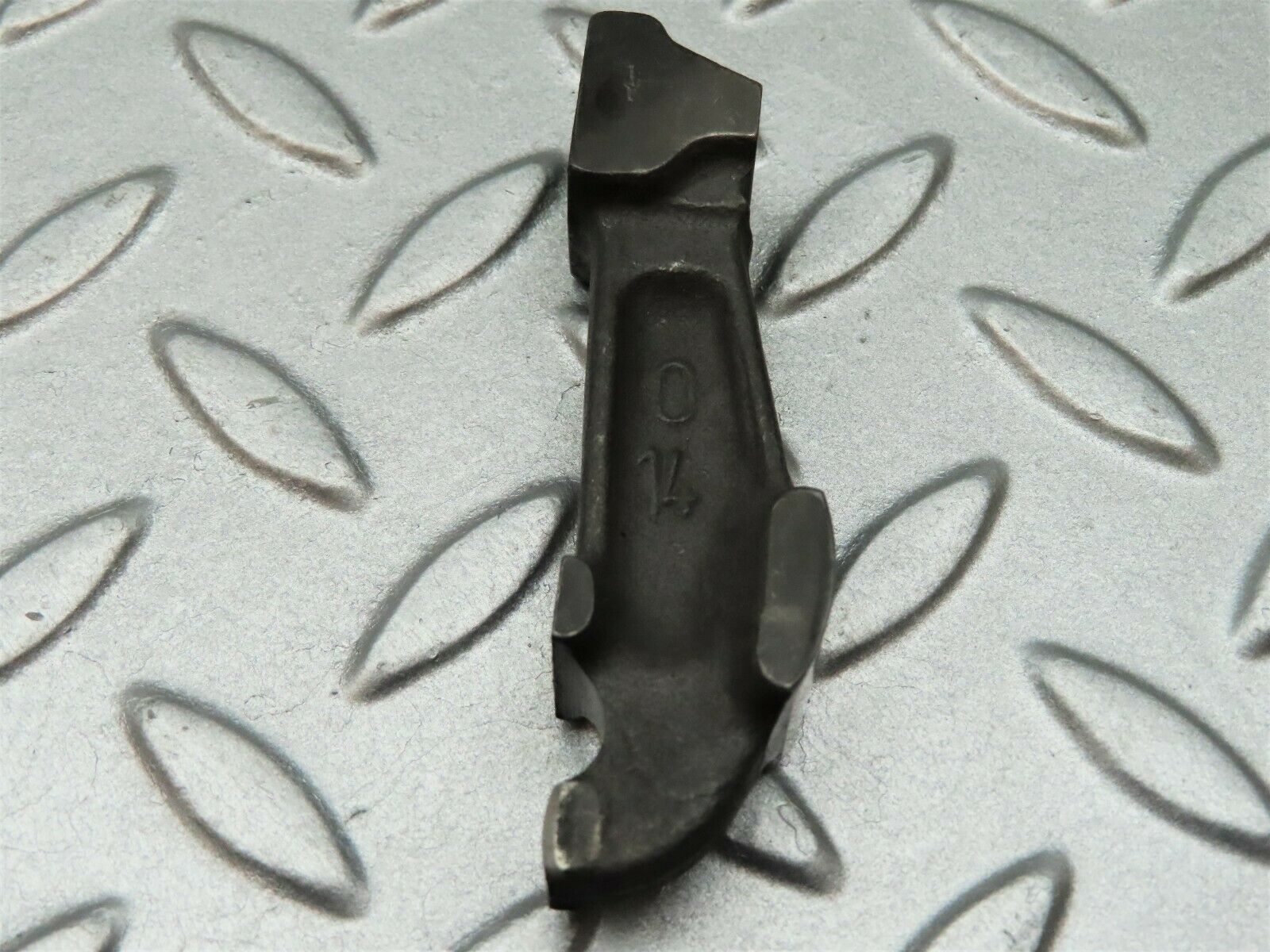 3539 Mercedes-Benz W108 280SE Valve Rocker Arm With Retaining Spring