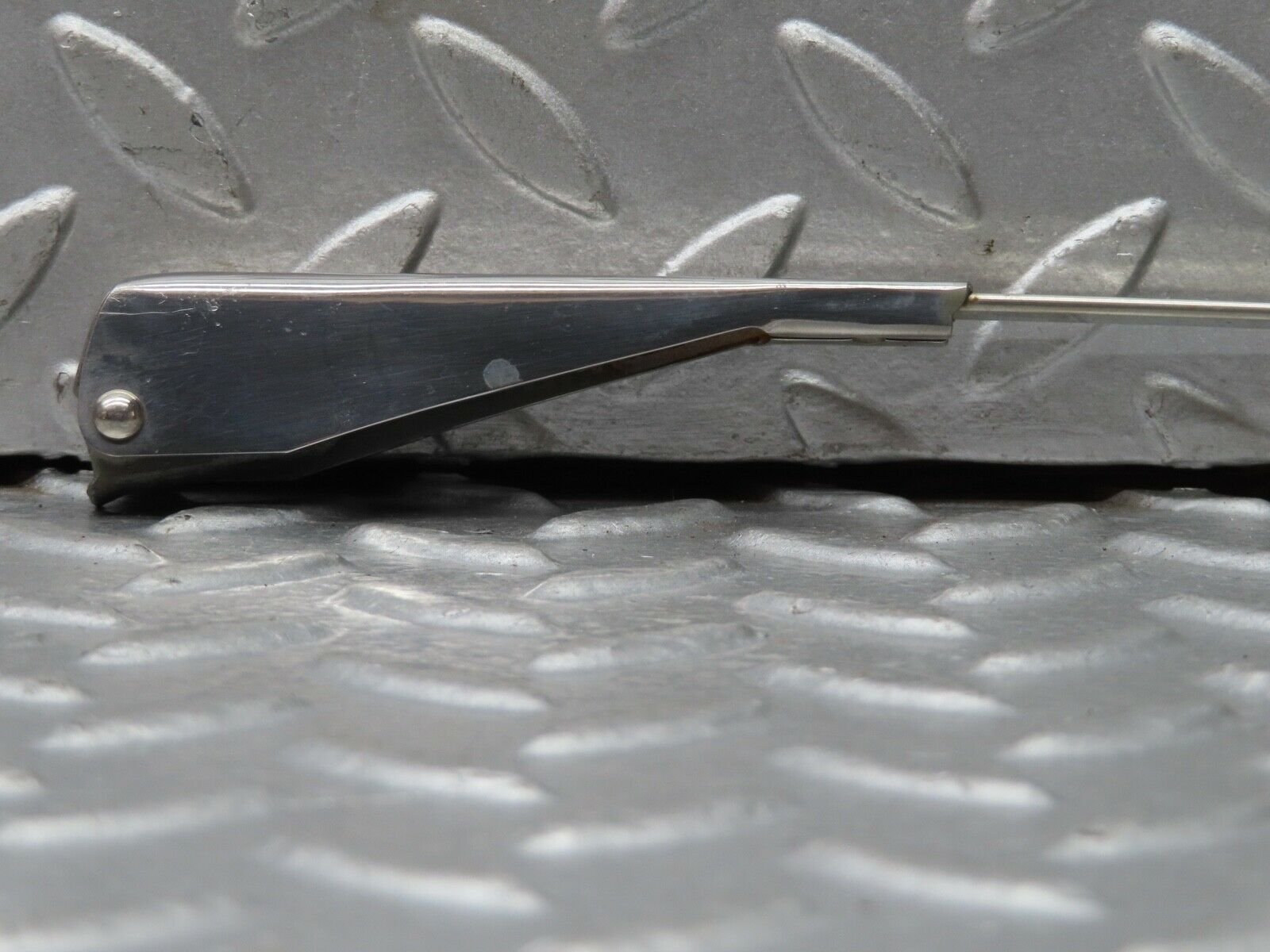 18674 Mercedes-Benz W120 W121 Ponton Wiper Arm