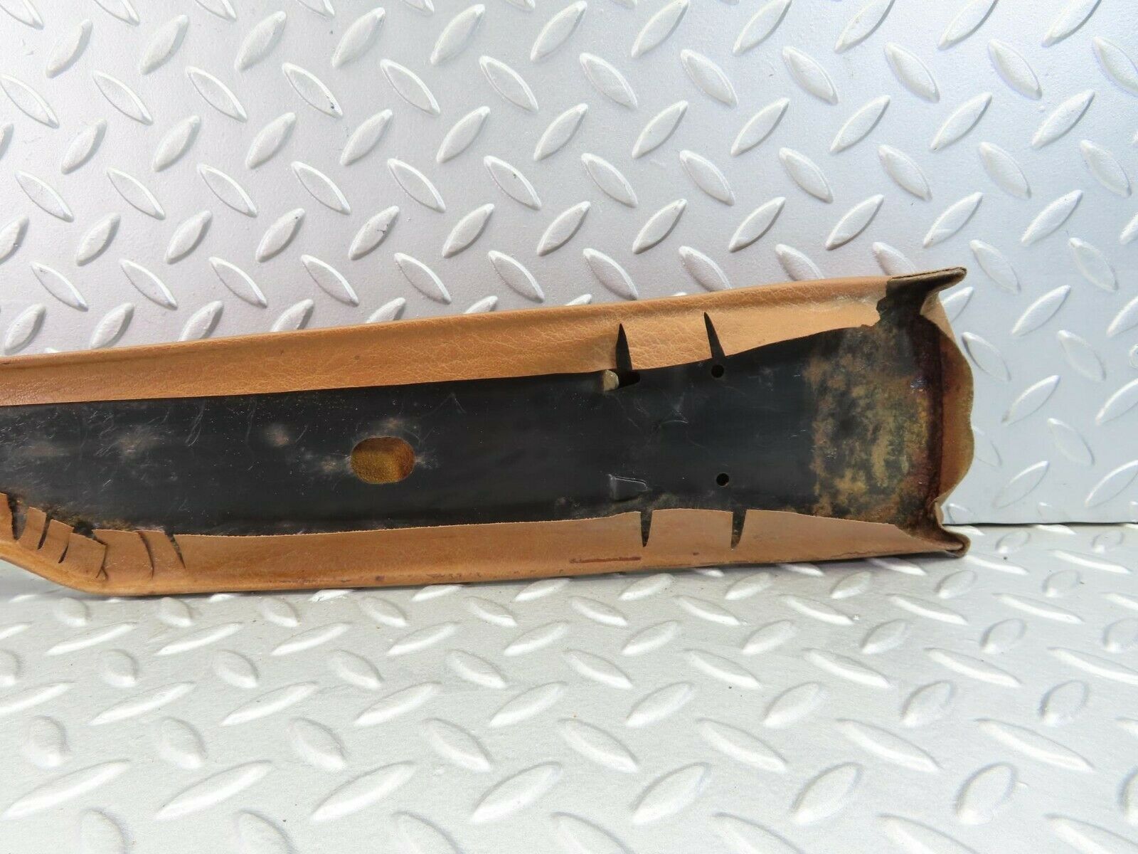 7974 Mercedes-Benz W115 220D B Pillar Cover Left Side