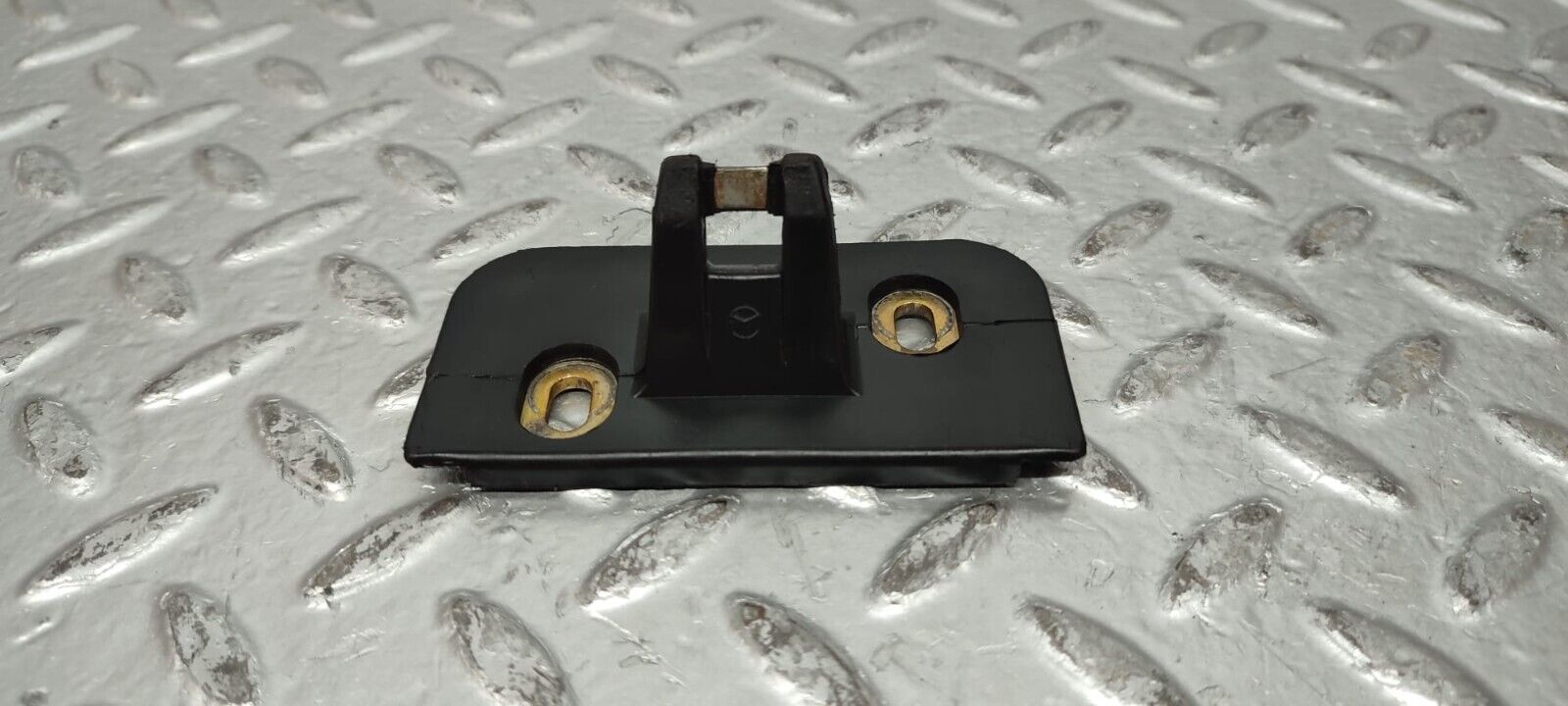 26343 Mercedes-Benz C124 220CE Trunk Lock Latch