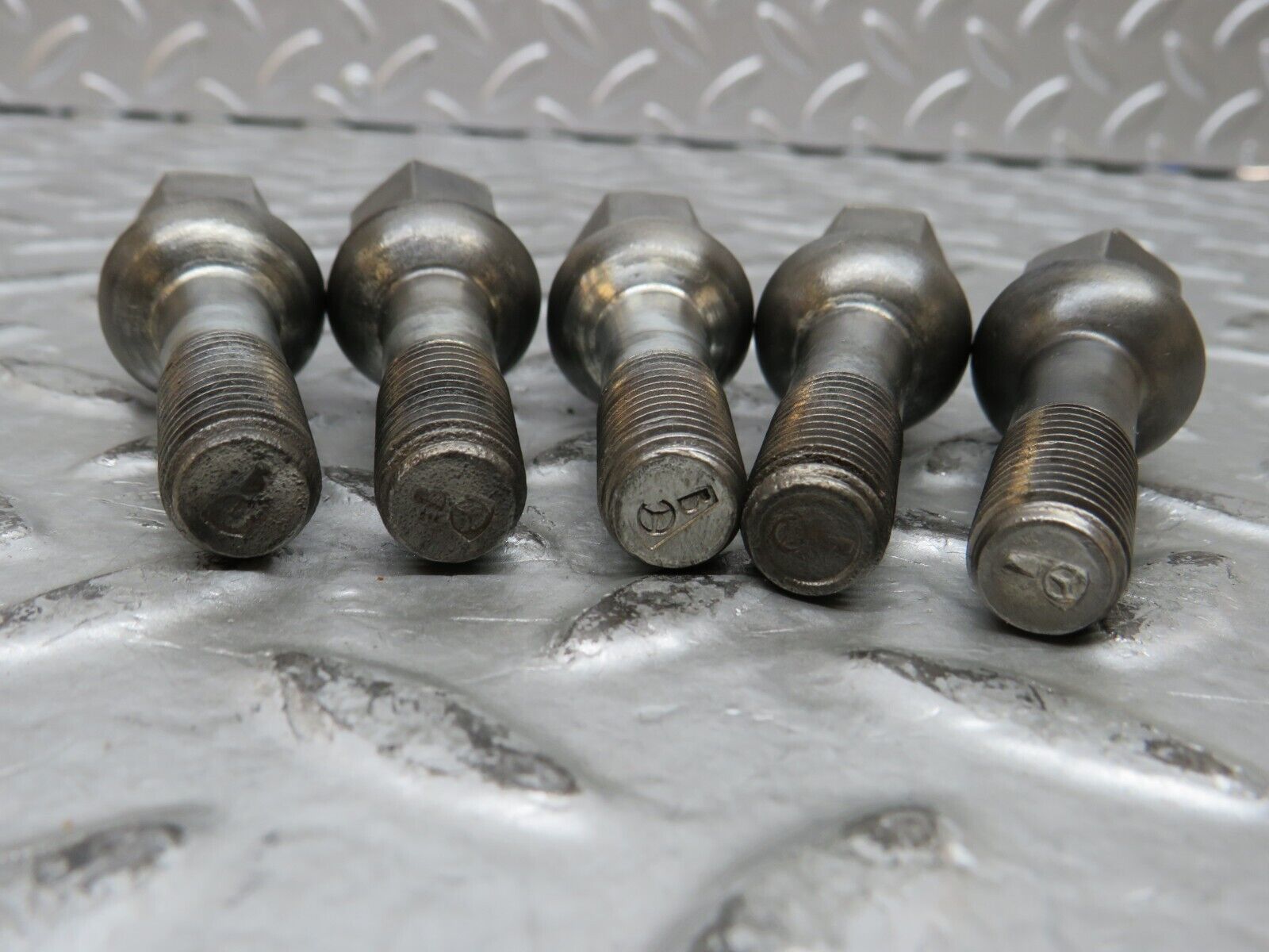 29039 Mercedes-Benz 5x Alloy Wheel Lug Bolt