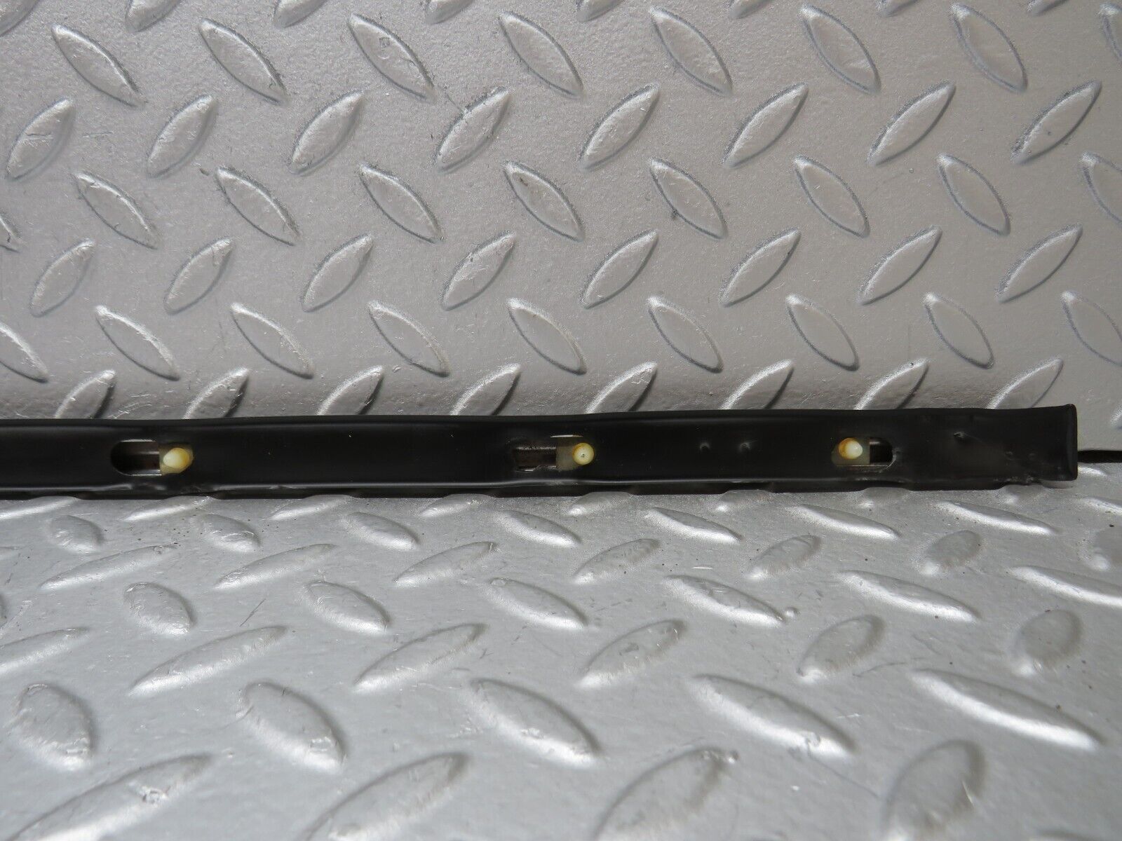 37310 Mercedes-Benz W109 300SEL Rear Right Door Centre Moulding Trim