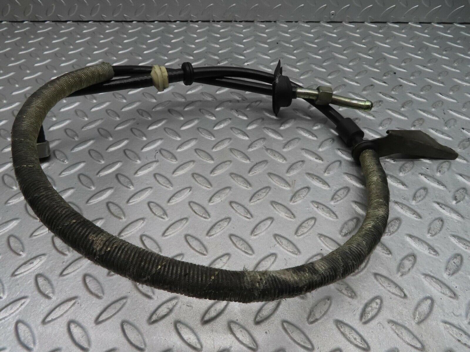 12229 Mercedes-Benz R129 300SL Coupe Brake Servo Vacuum Pipe 1294300529