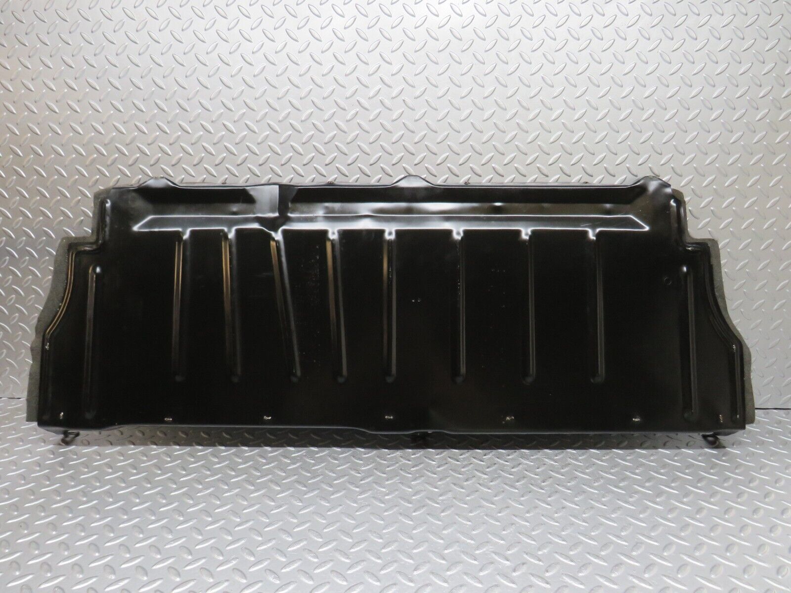 36231 Mercedes-Benz W126 420SE Fuel Tank Cover Plate Carpet Grey