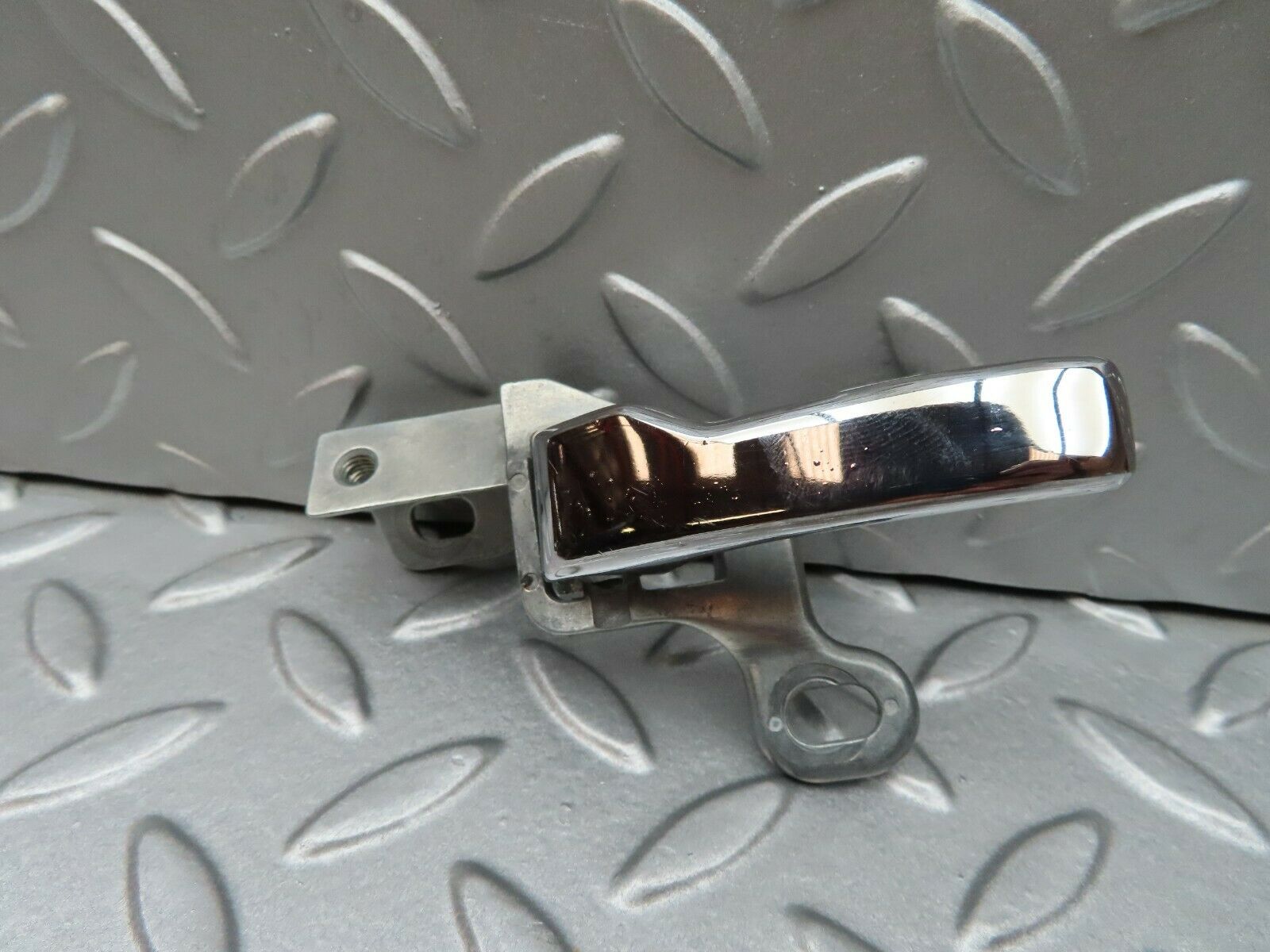 4530 Mercedes-Benz W123 230E Left Interior Door Handle 1237600161