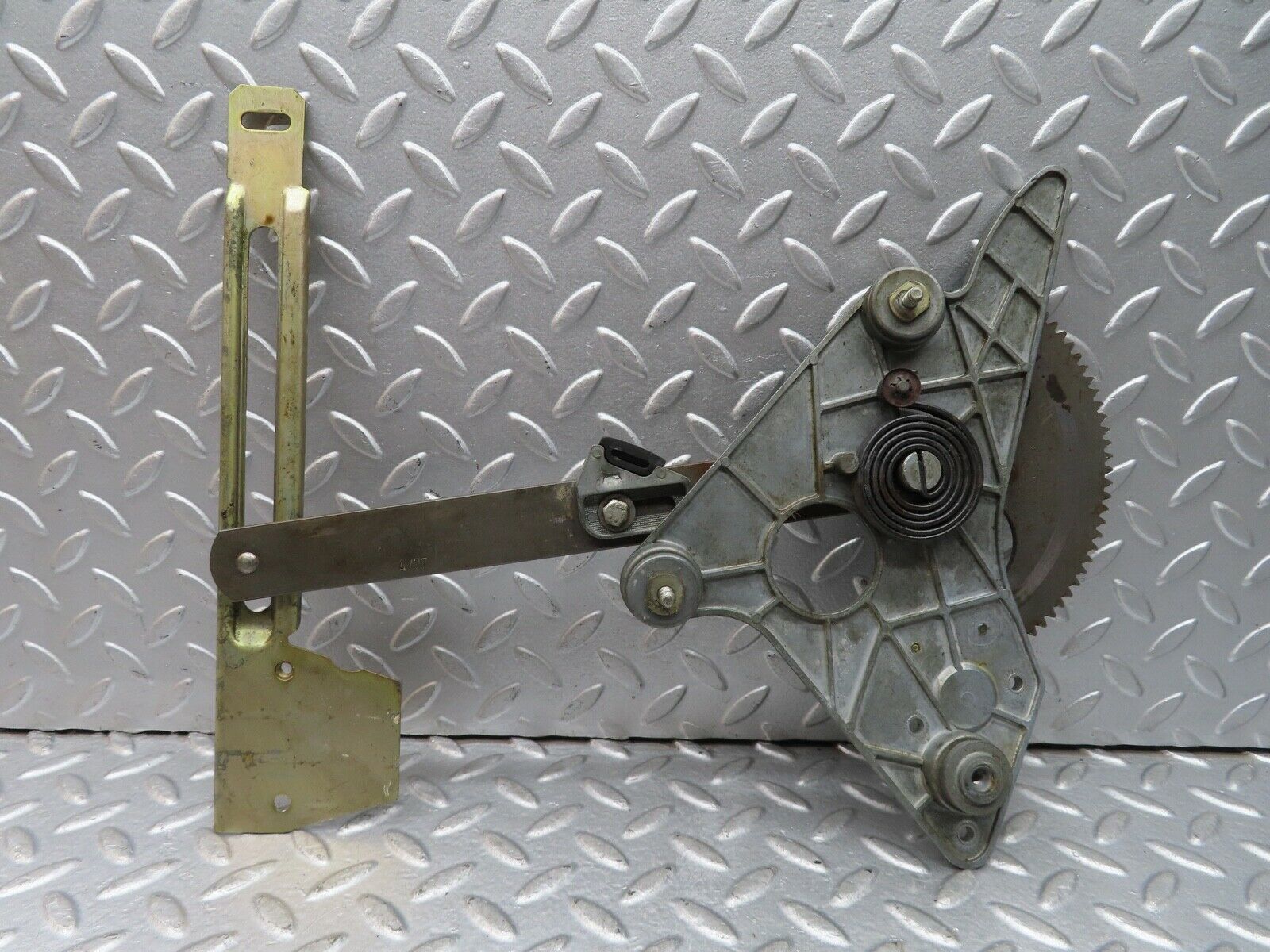 18782 Mercedes-Benz W116 Rear Left Power Window Regulator 1167300346