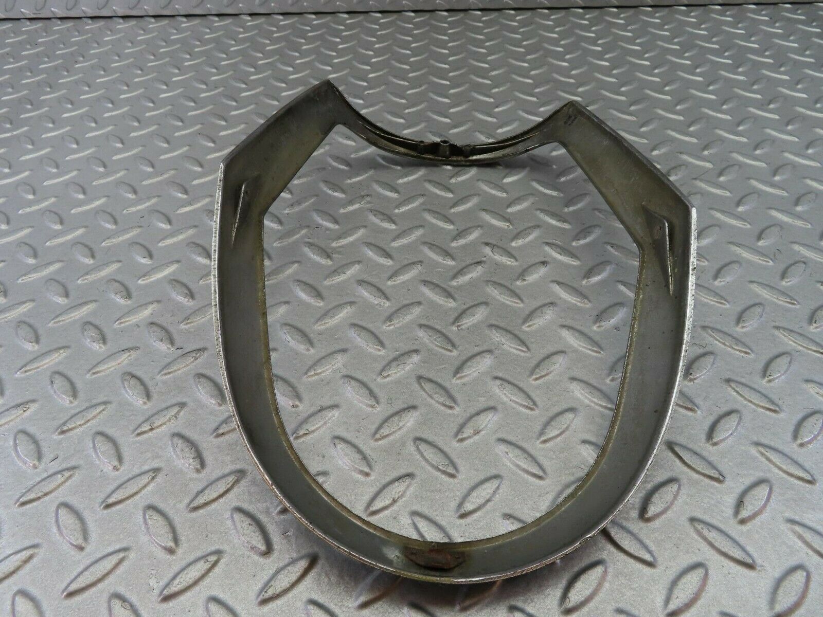 8113 Mercedes-Benz W108 Headlight Chrome Frame 1305542029