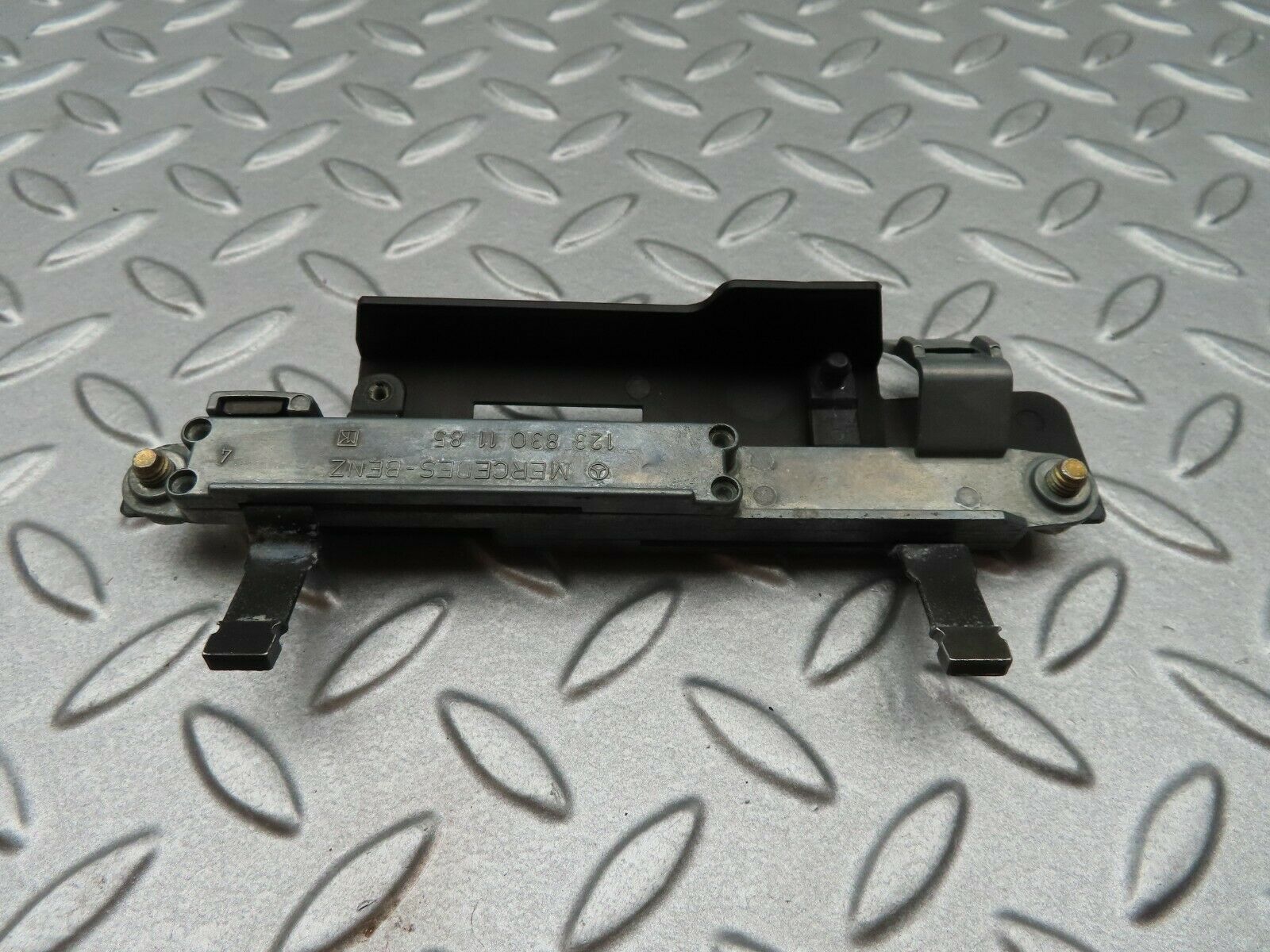 4512 Mercedes-Benz W123 230E Heater Slider Knob Control 1238301185