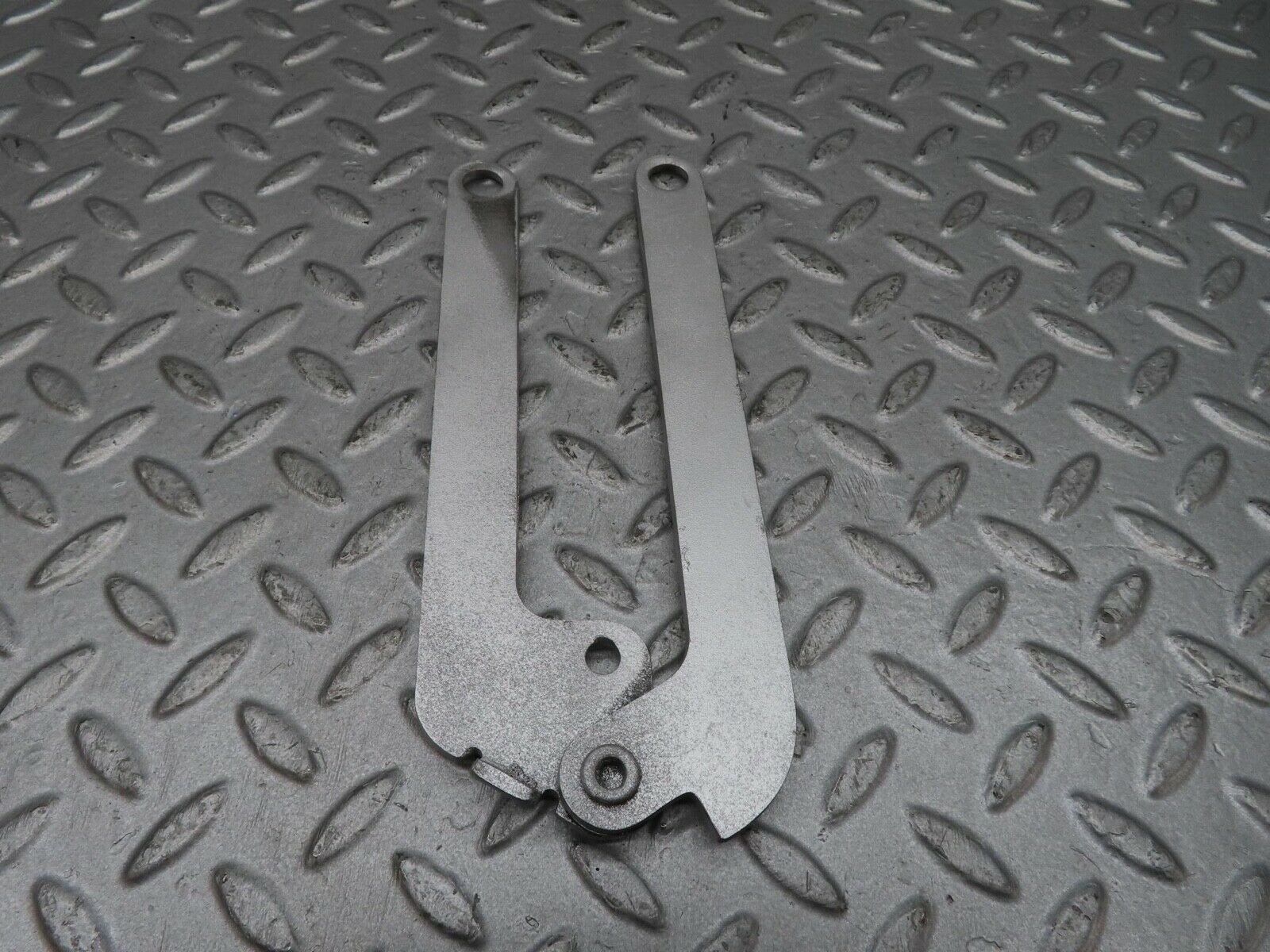 12290 Mercedes-Benz W108 280SE 3.5 Bonnet Hinge Left Side