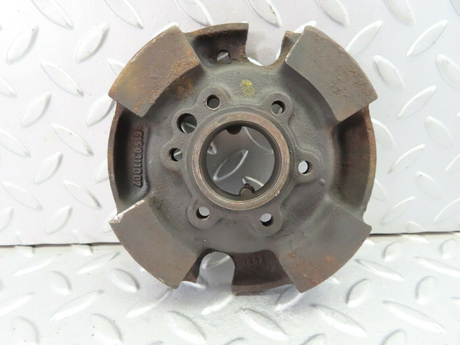 7995 Mercedes-Benz W115 220D Crankshaft Vibration Damper Pulley 6150311007