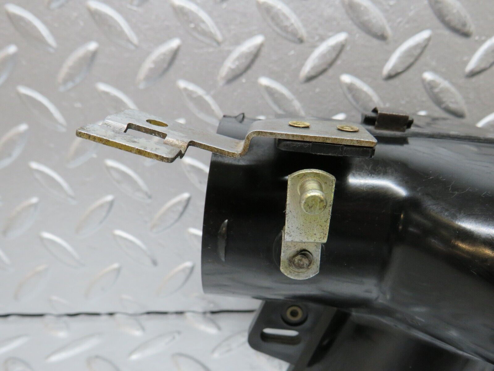 0787 Mercedes-Benz C107 350SLC Coupe Air Vent Control Dash Air Duct Left Side