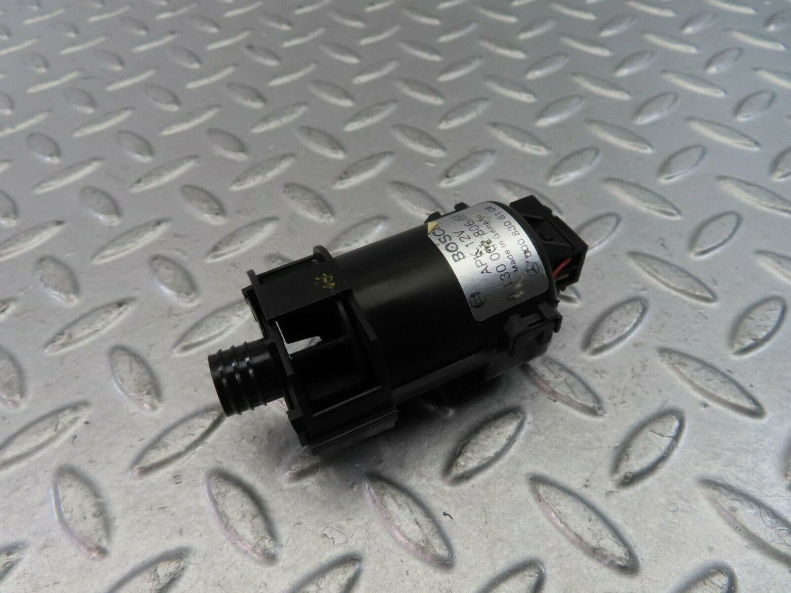 9301 Mercedes-Benz C124 300CE Coupe Temperature Sensor 0130002806