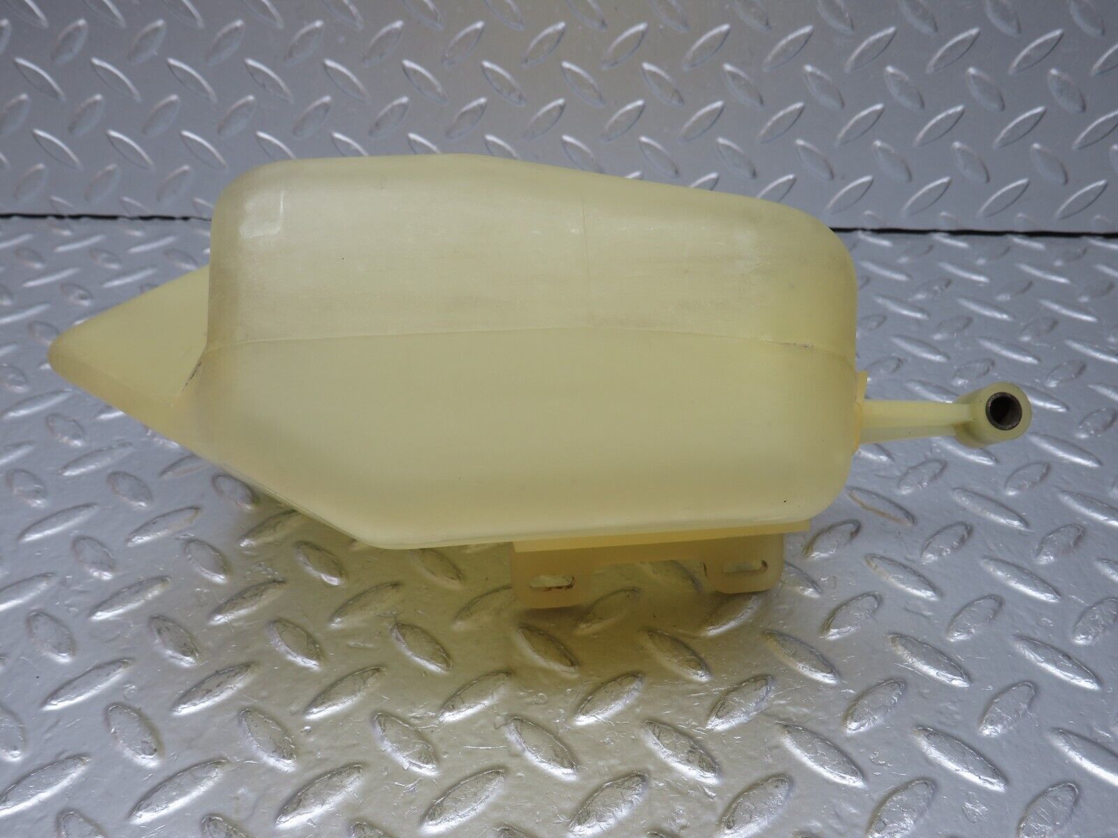 32428 Mercedes-Benz S124 300TE Wagon Coolant Expansion Tank 1245000449