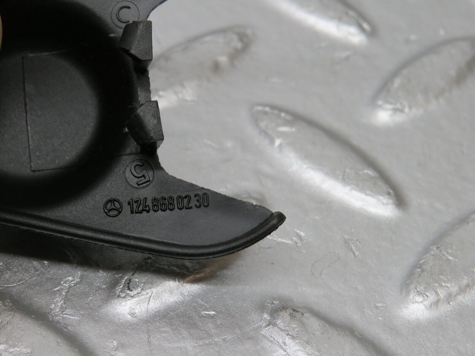 31849 Mercedes-Benz W201 190LE 1.8L Seat Belt Cover Pair 1248680230