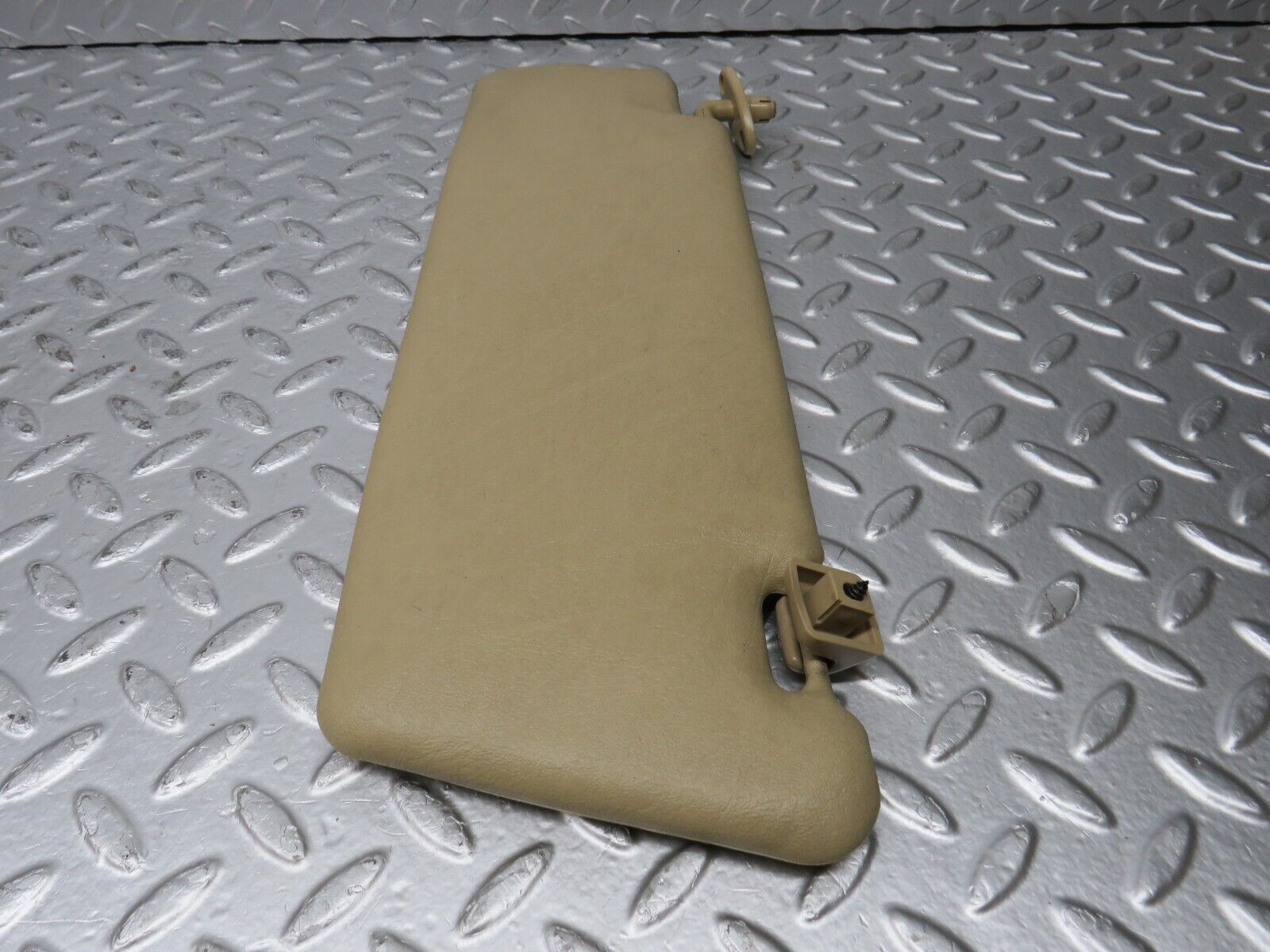 33944 Mercedes-Benz W124 260E Sun Visor Right Side Beige