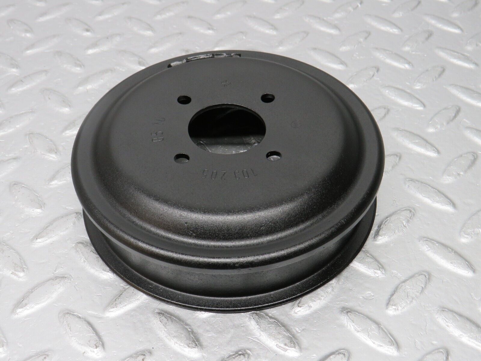 38545 Mercedes-Benz R129 280SL Coupe Engine Belt Pulley 1032050510