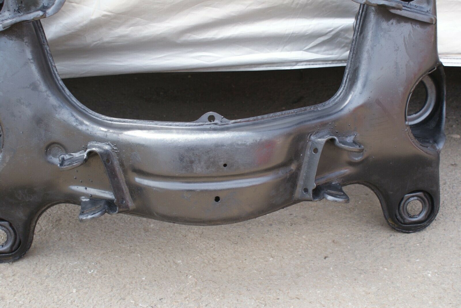 3173 Mercedes-Benz W115 220D Front Subframe Engine Carrier Cradle