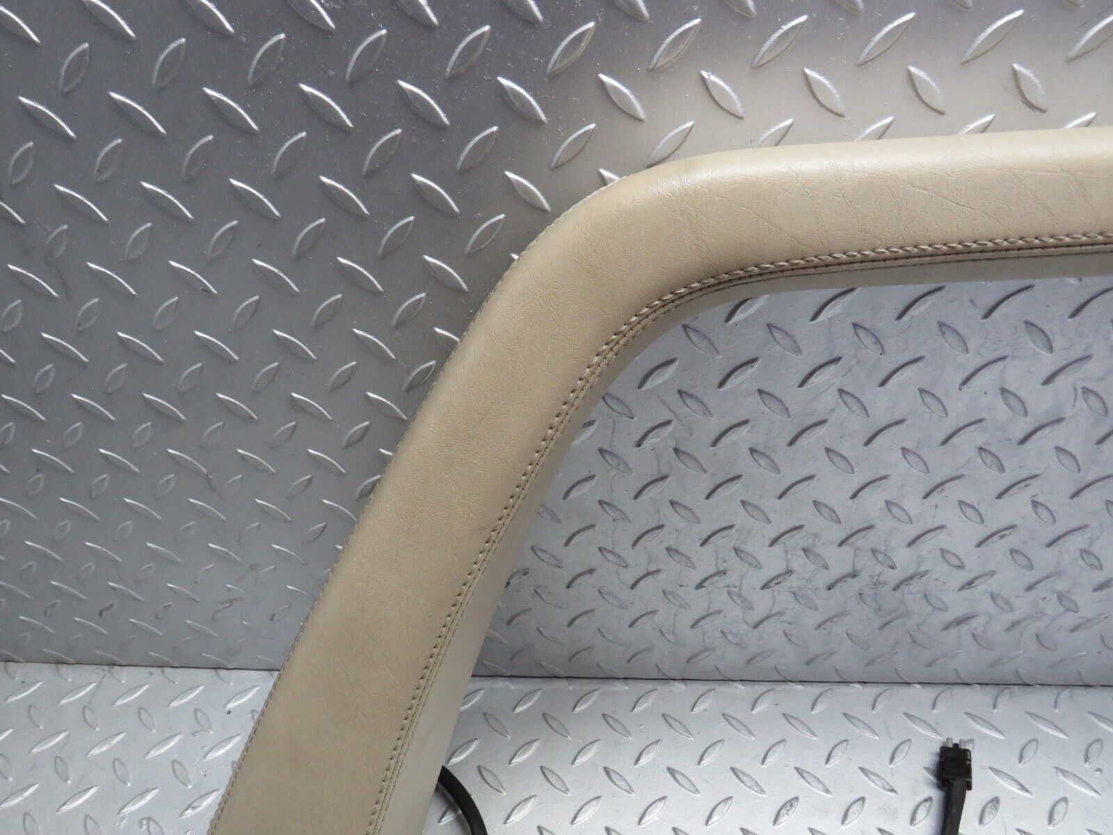 38618 Mercedes-Benz R129 280SL Coupe Roll Over Bar Beige